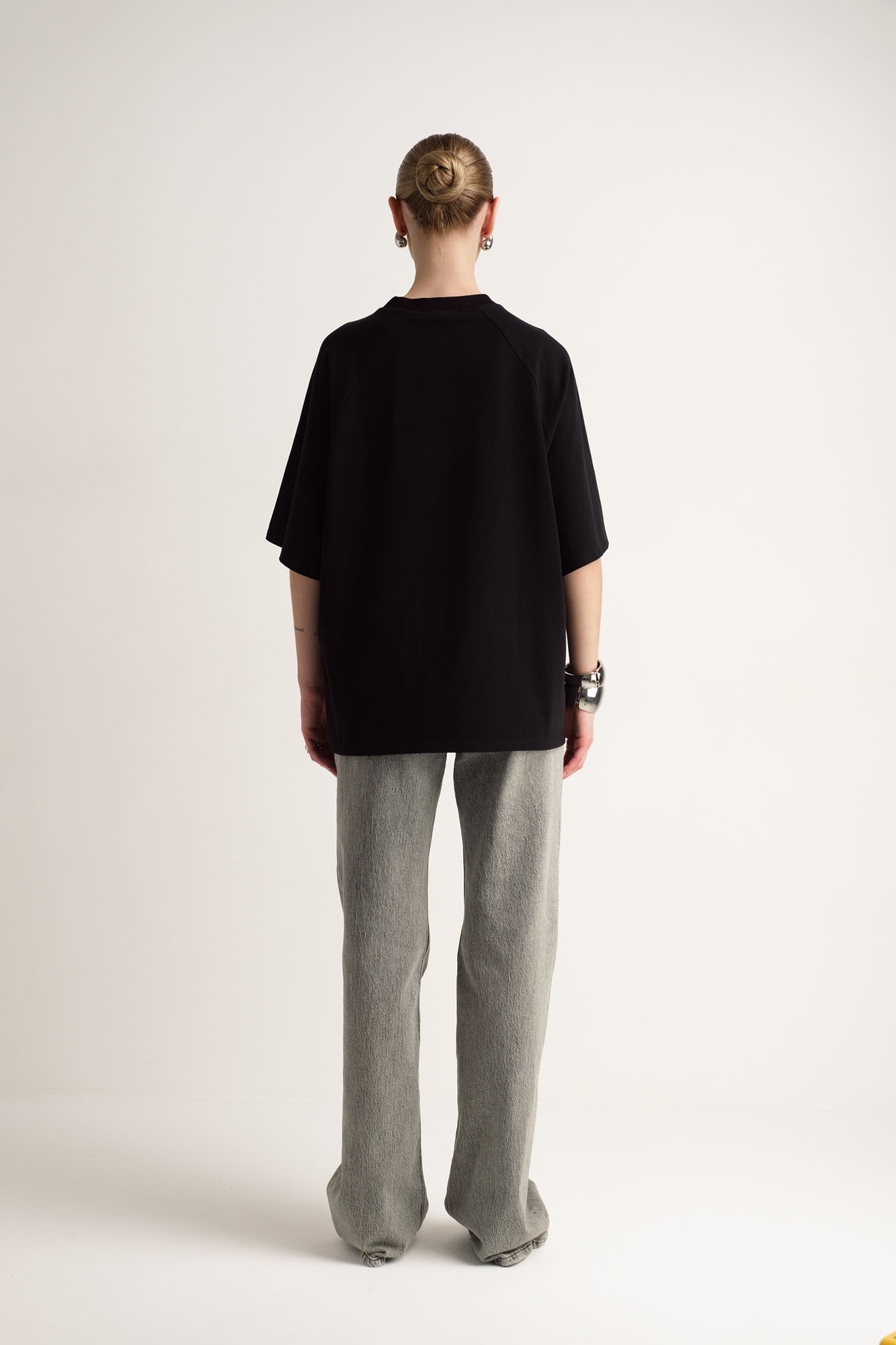 W-242-THT-22-0090 футболка the hills 