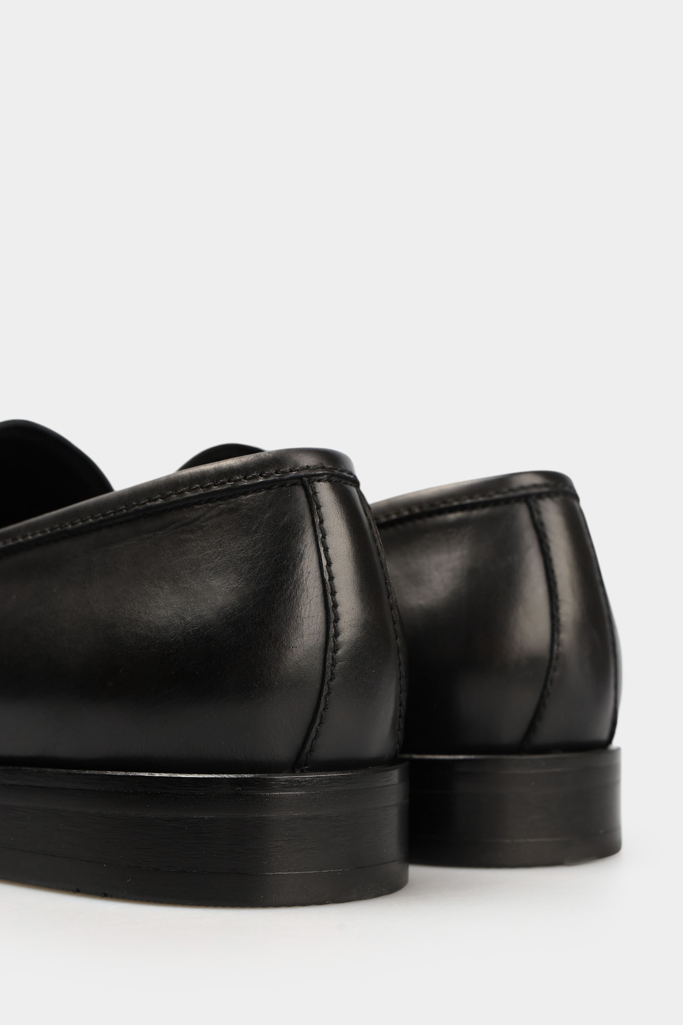 MC21773 Туфли классика Marc Cony Черный