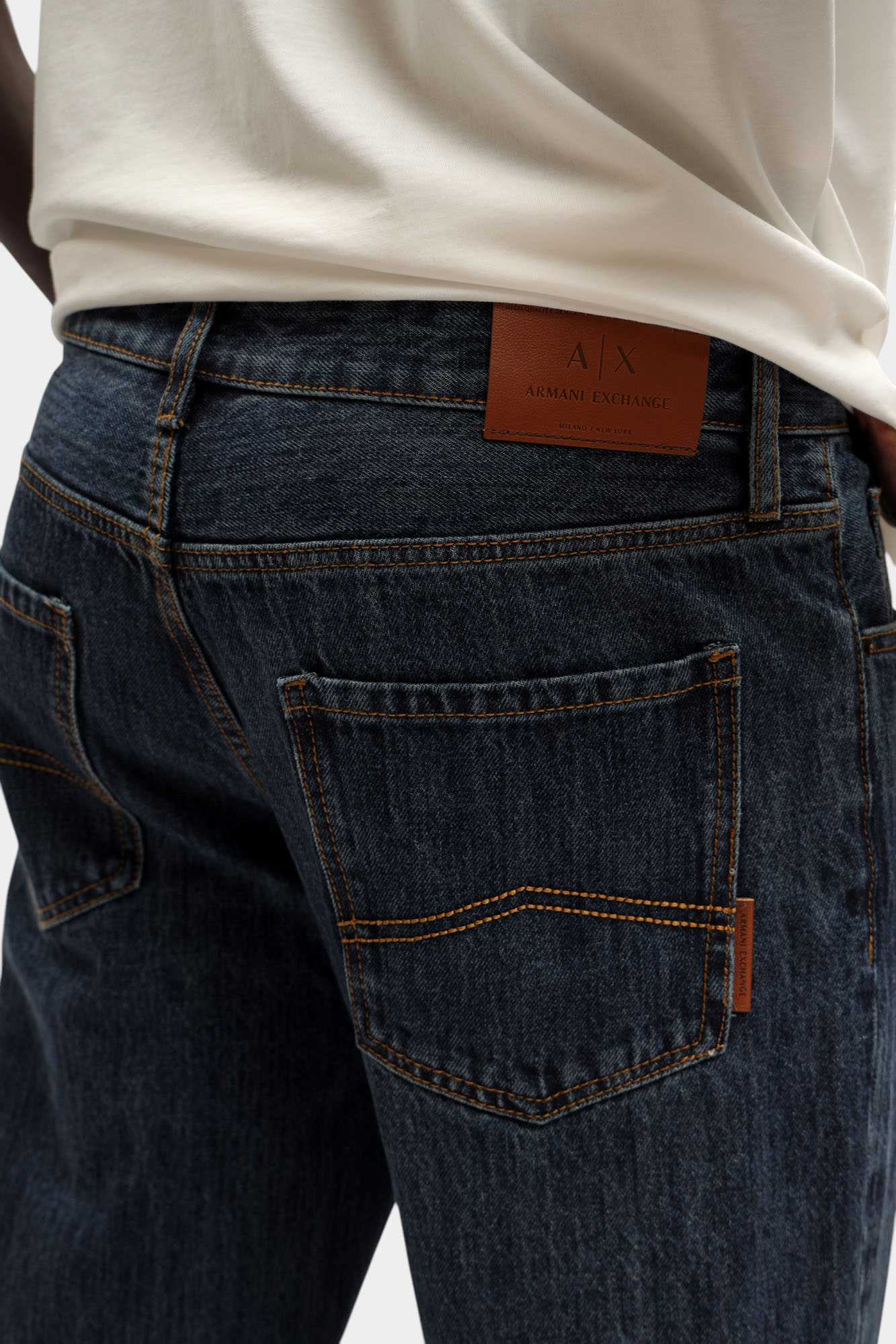 XM000049_AF16986 Джинсы Armani Exchange Голубой