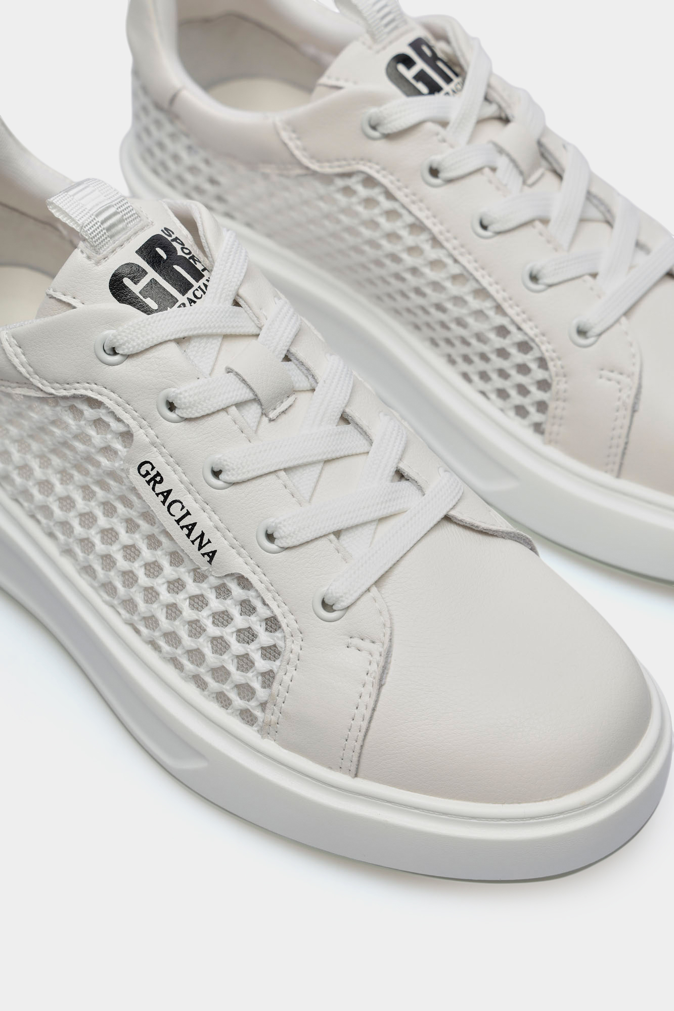 QS655 Кроссовки Graciana Белый