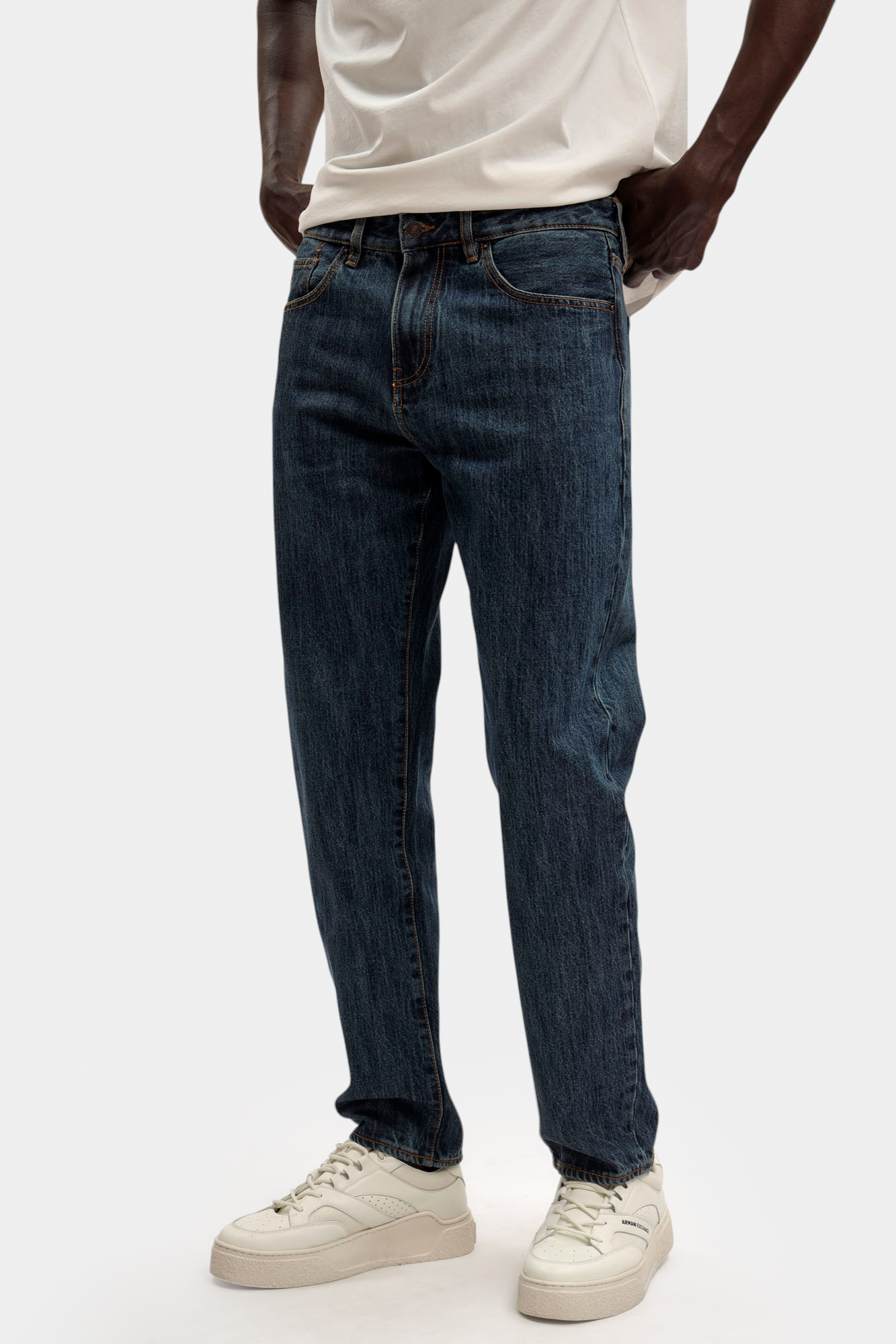 XM000049_AF16986 Джинсы Armani Exchange Голубой