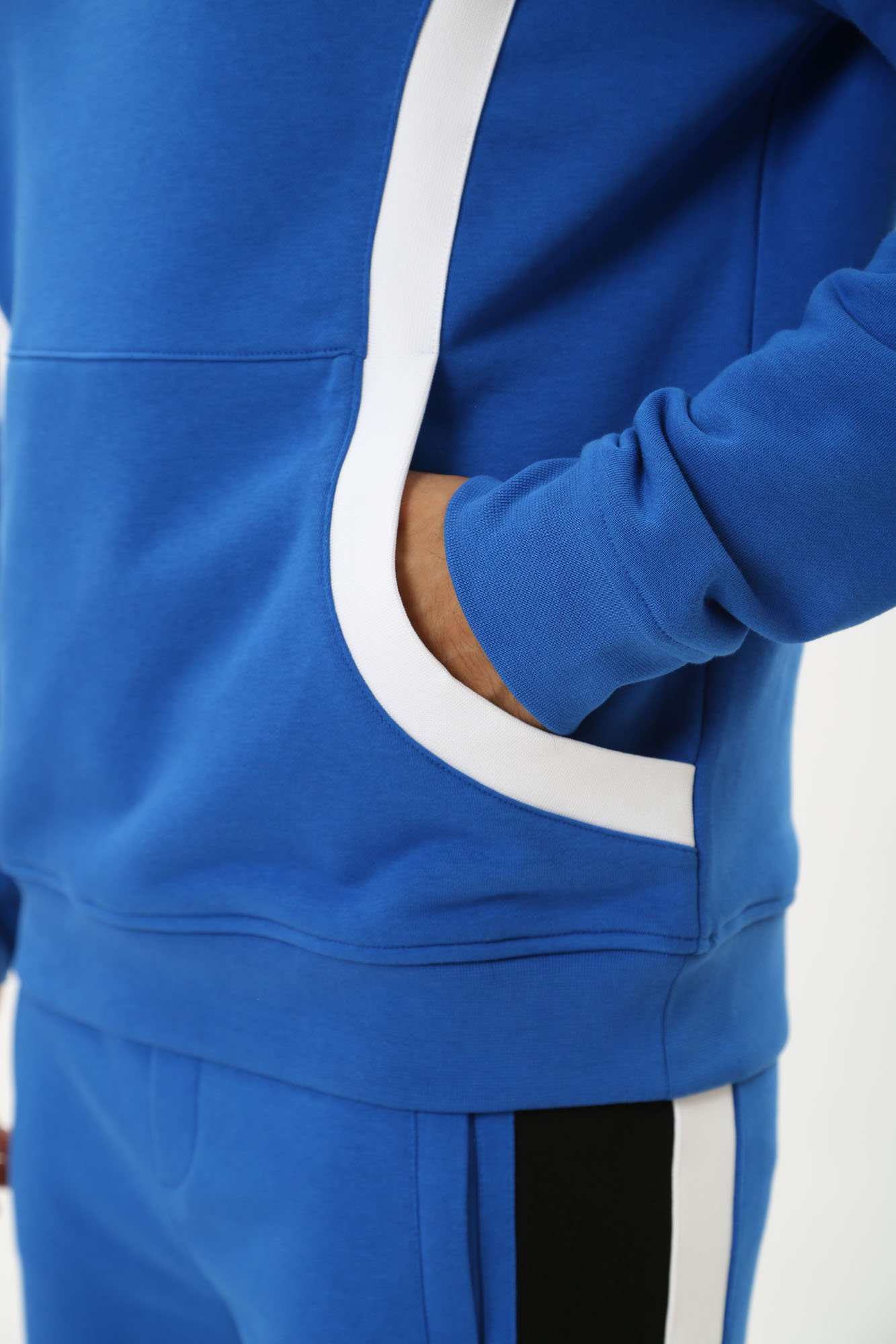 543910_70508 Свитшот Karl Lagerfeld Голубой