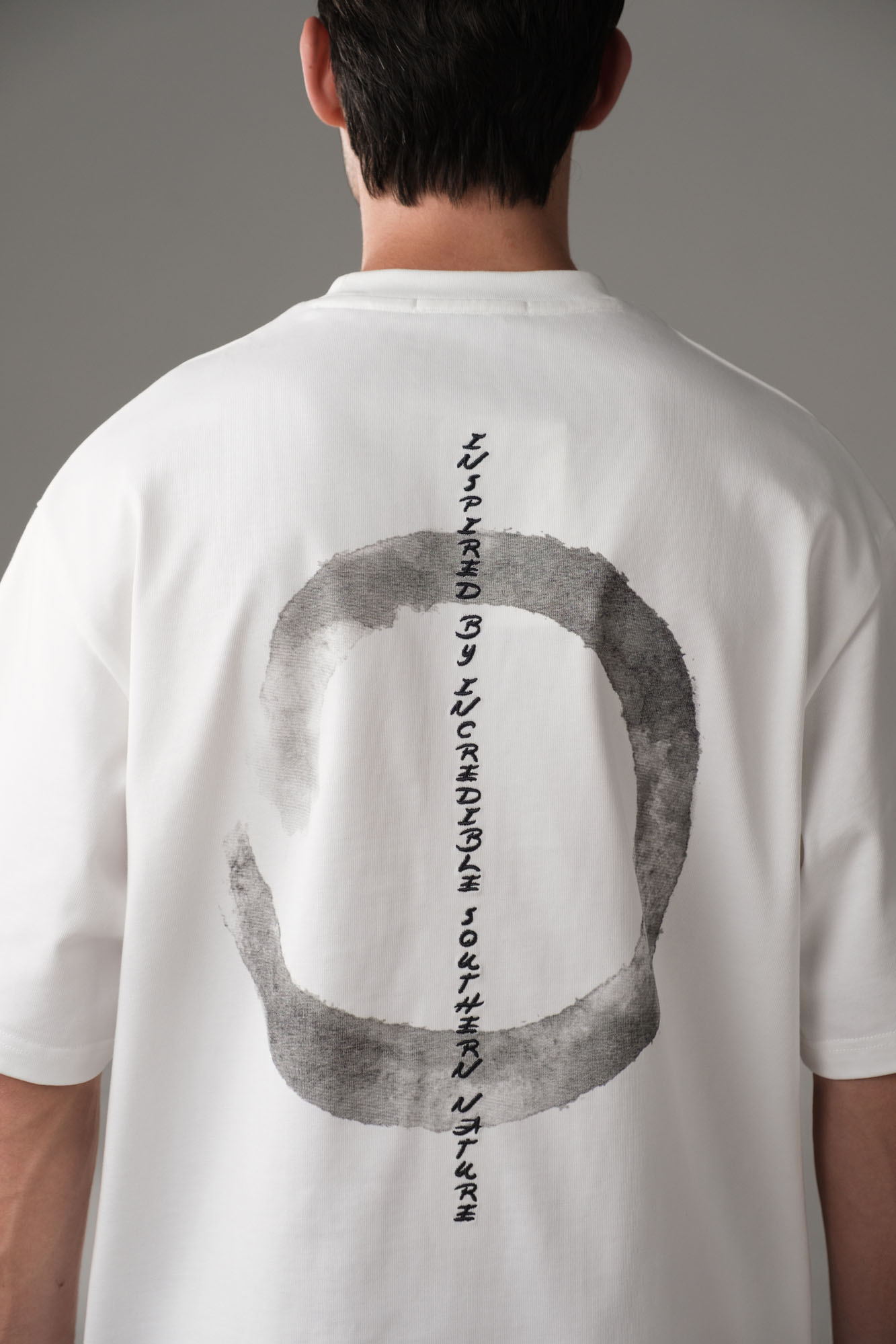 M-251-MA-22-8004 Футболка The Hills Белый