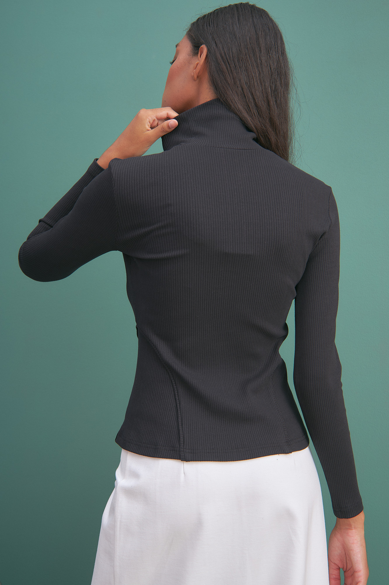 W-232-THT-21-0150 водолазка the hills 