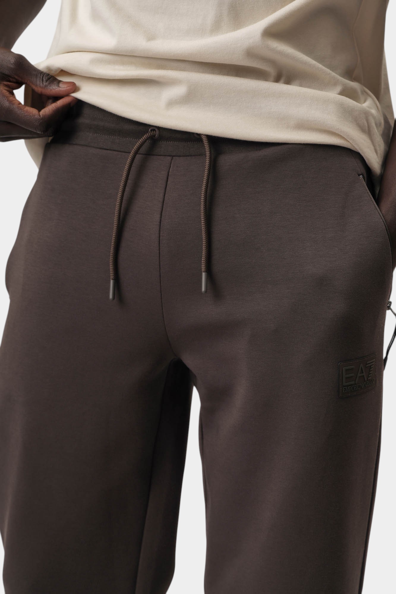 7M000096_AF12116 Брюки спортивные EA7 Коричневый