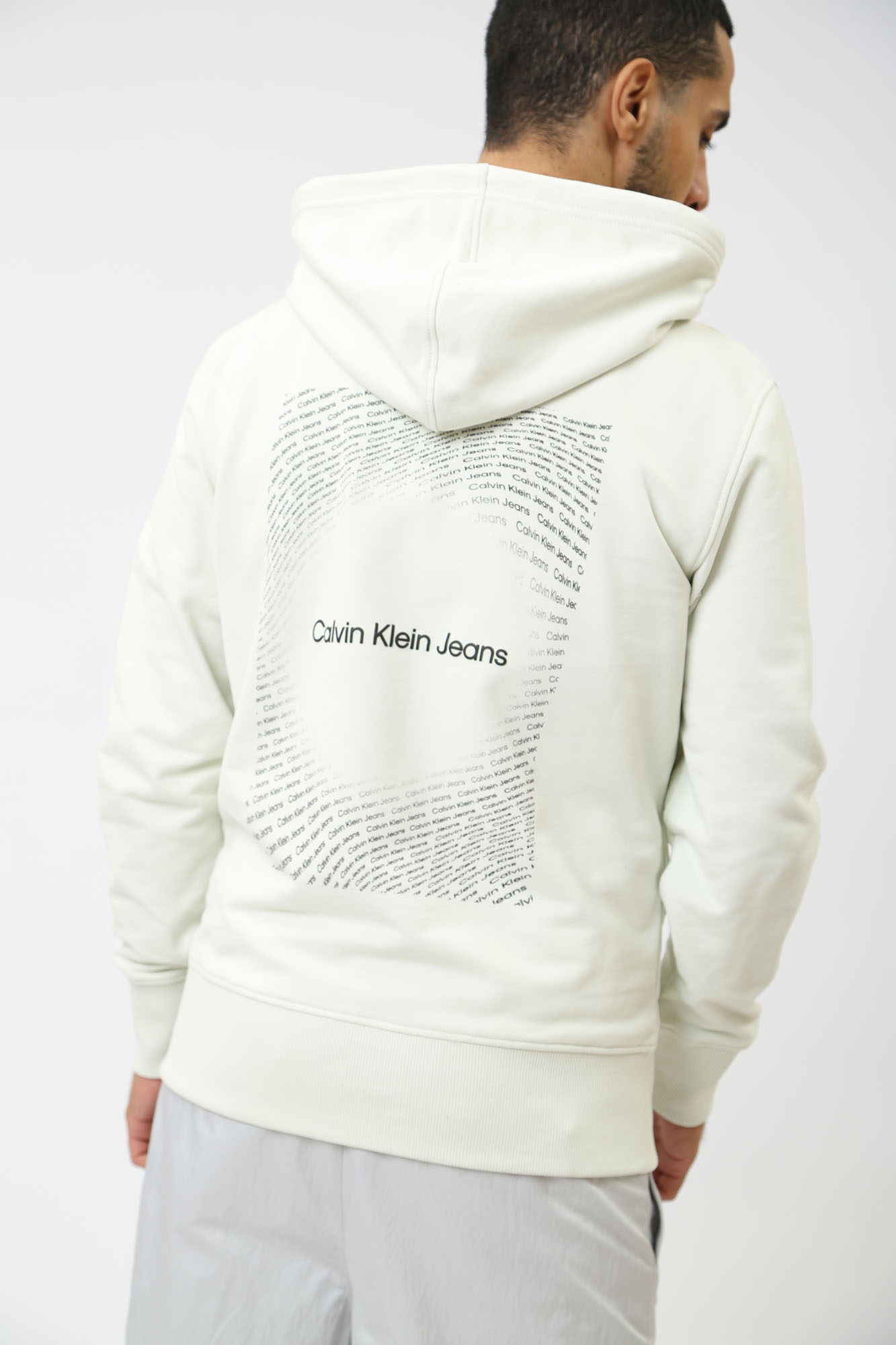 J30J325353 Худи Calvin Klein Jeans Белый