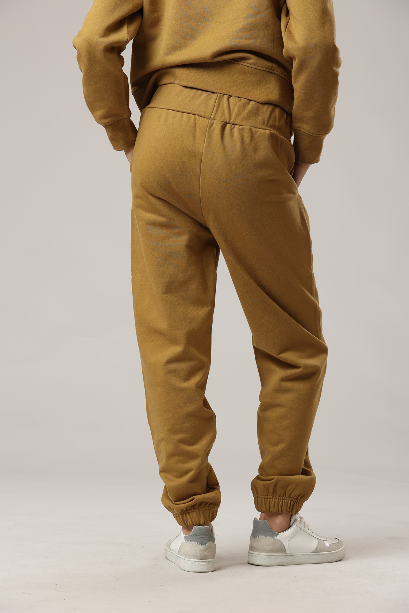 56P00367-1T006030 брюки спортивные джоггеры trussardi 