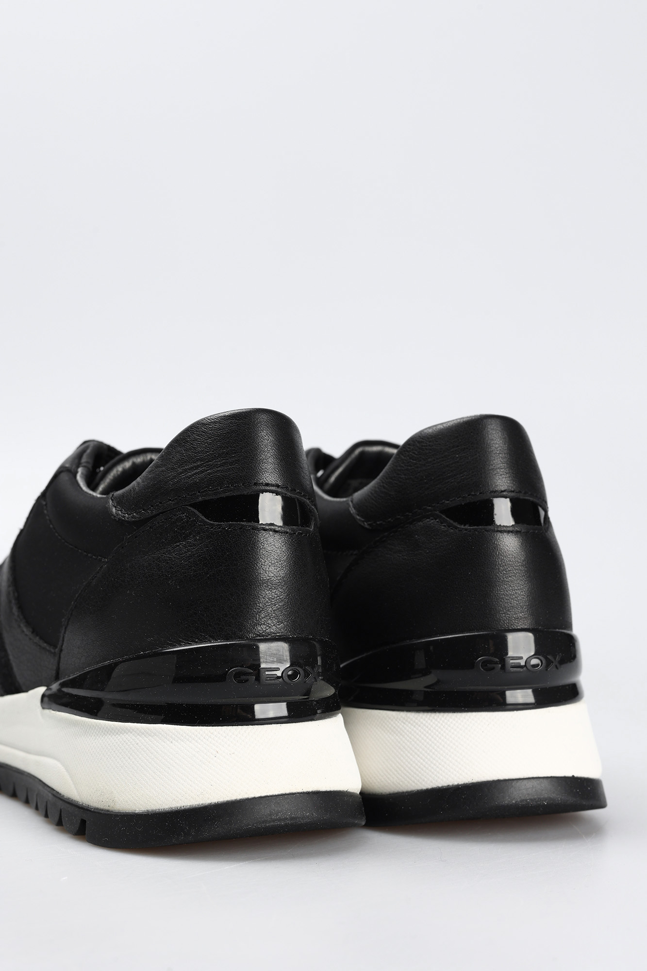 D3500A08522C9 Кроссовки Geox Черный