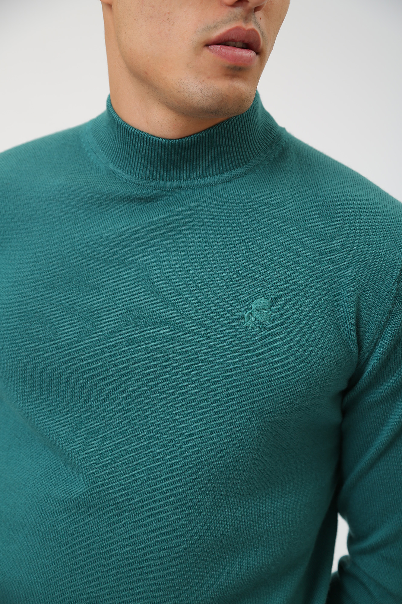 534399_655002 Джемпер Karl Lagerfeld Мятный