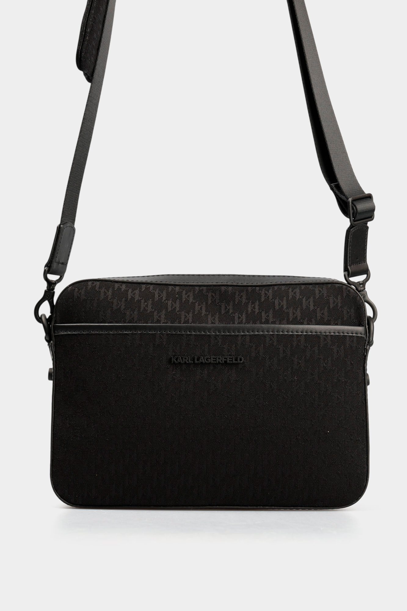 561115_805916 Сумка Karl Lagerfeld Черный