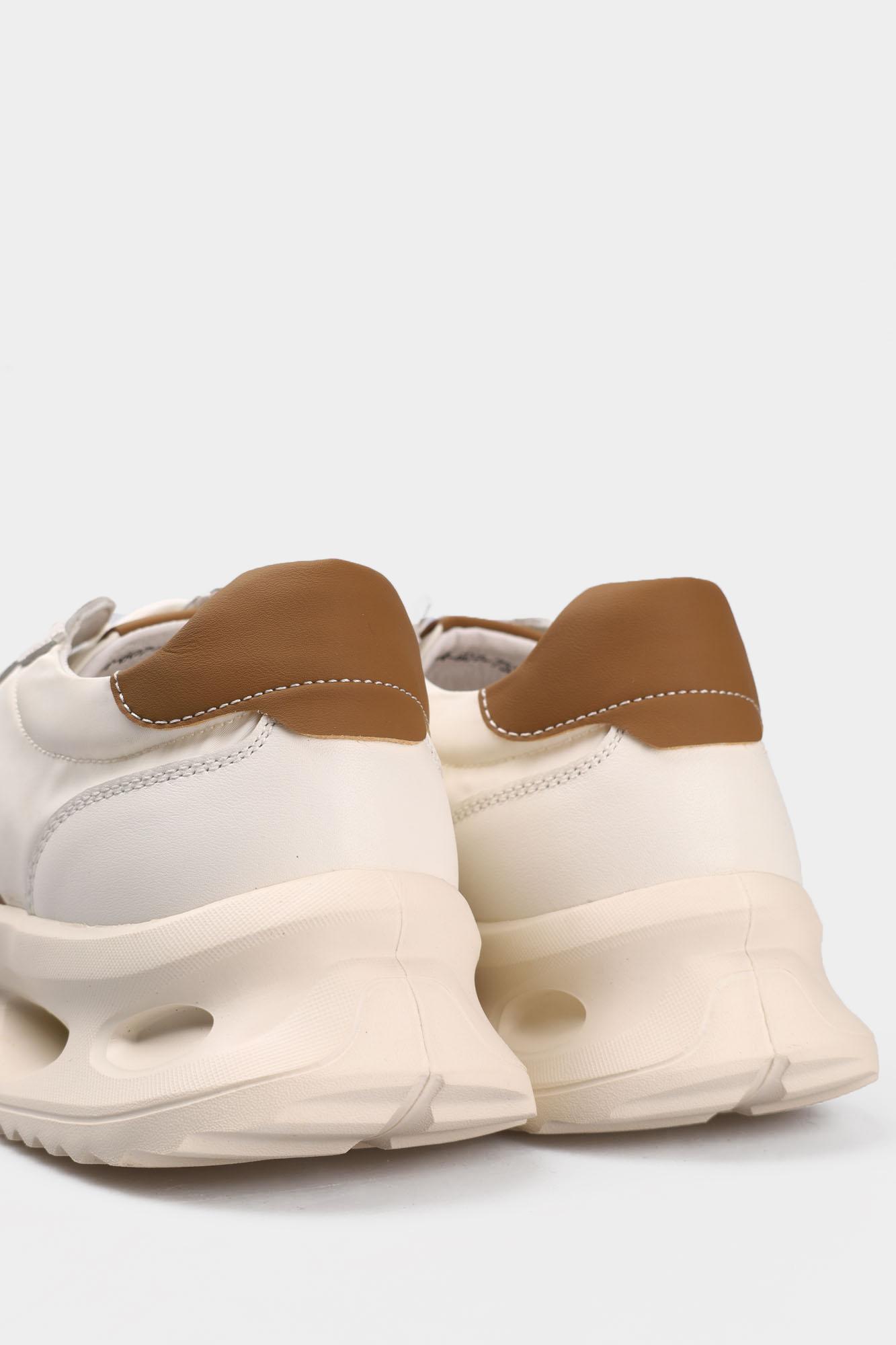 VM-807 Кроссовки Van Mich Белый