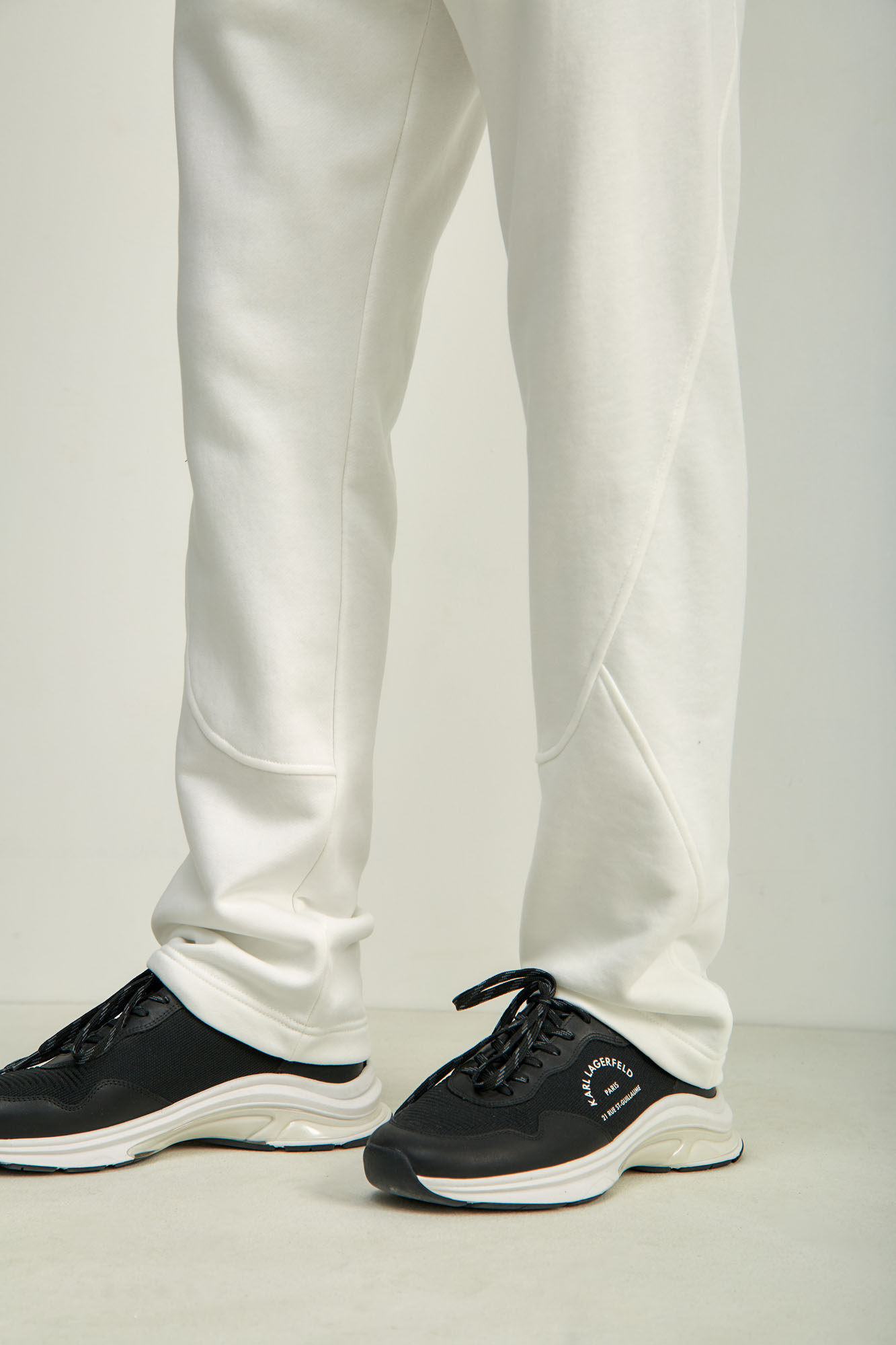 M-241-P-20-0086 Брюки спортивные The Hills Белый