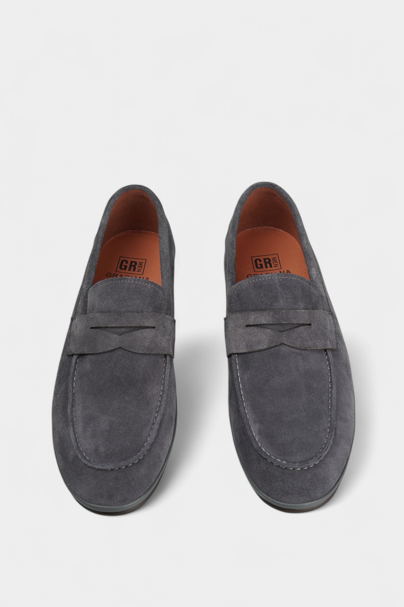 P663-02 Лоферы Graciana Серый