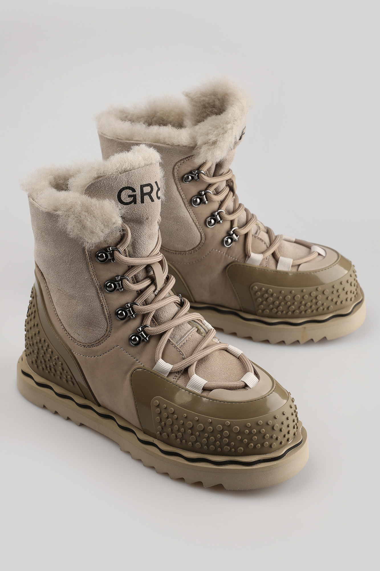 S02205-70 Ботинки Graciana Бежевый