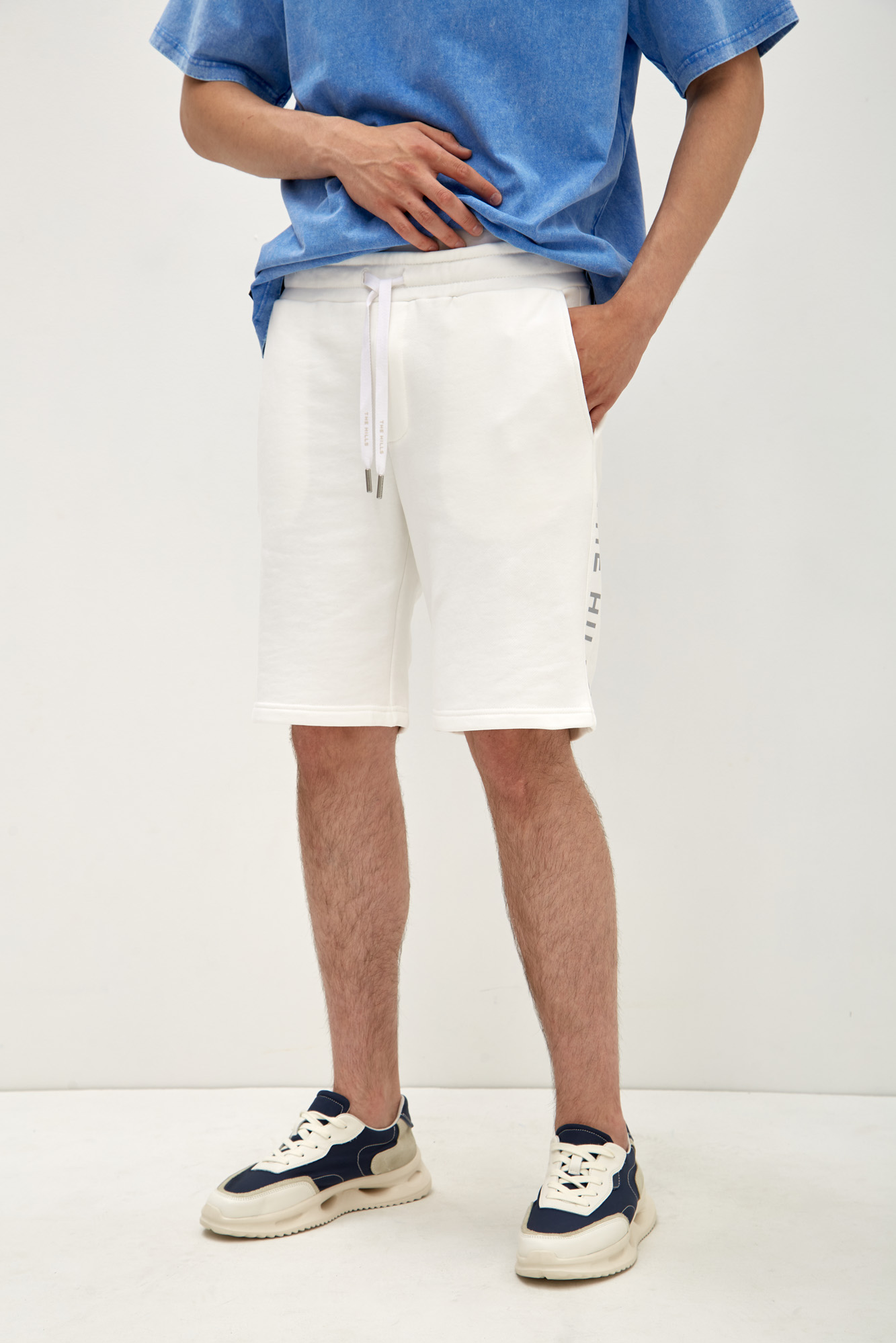 M-241-P-20-1093 Шорты The Hills Белый