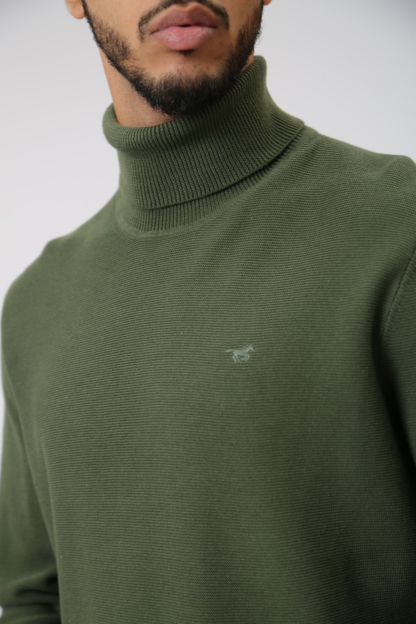 1014120 Водолазка Mustang Зеленый