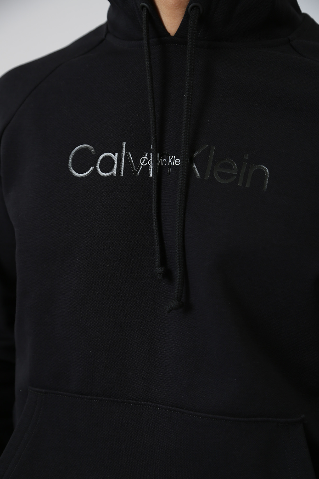 00GMF2W320 Худи Calvin Klein Черный