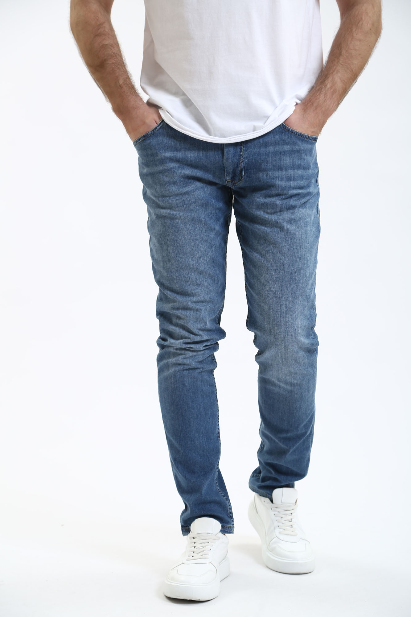 30041817_10017842 Джинсы 11 Robin_2-Z 10017842 Strellson Синий