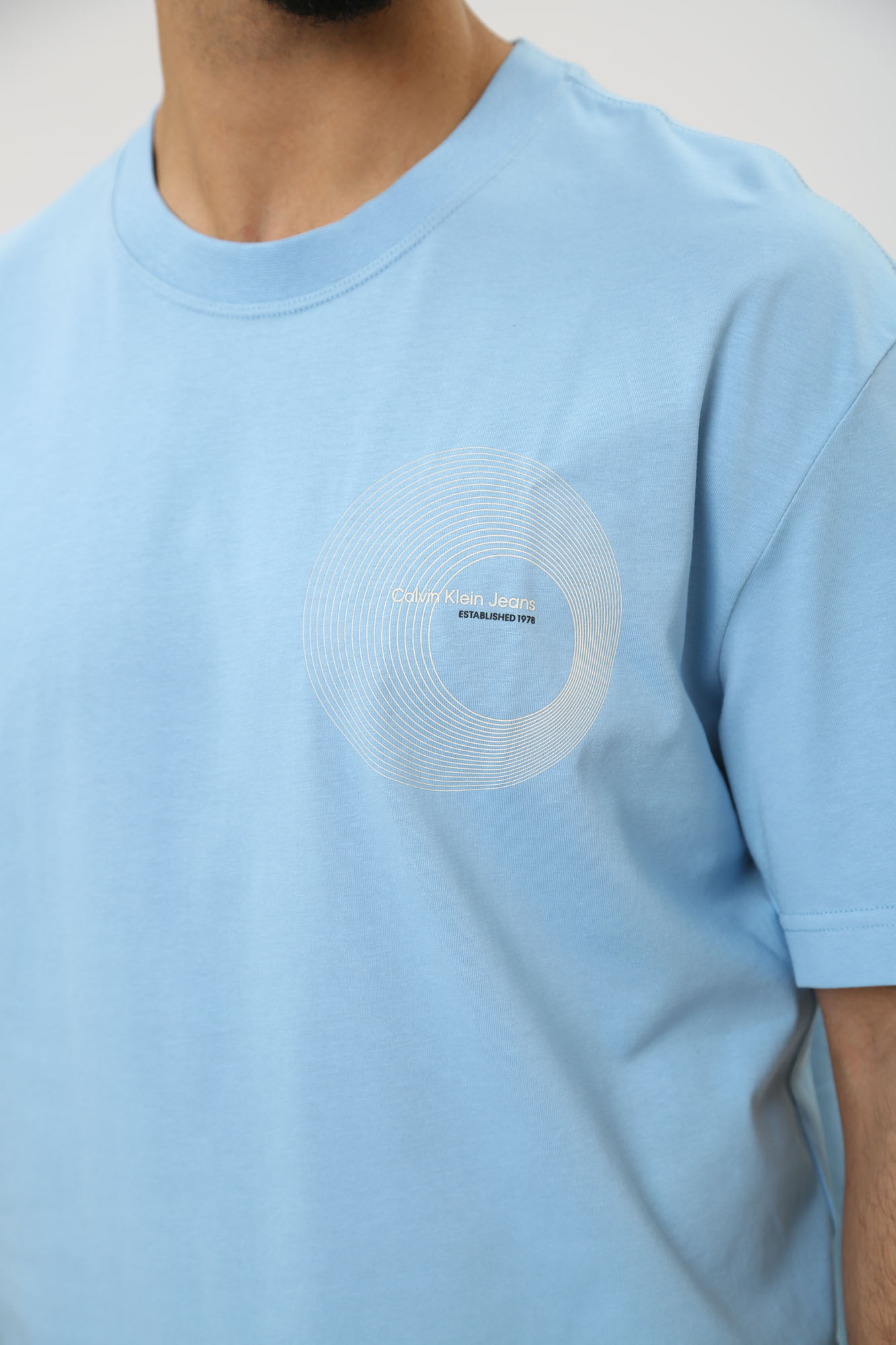 J30J325200 Футболка Calvin Klein Jeans Голубой