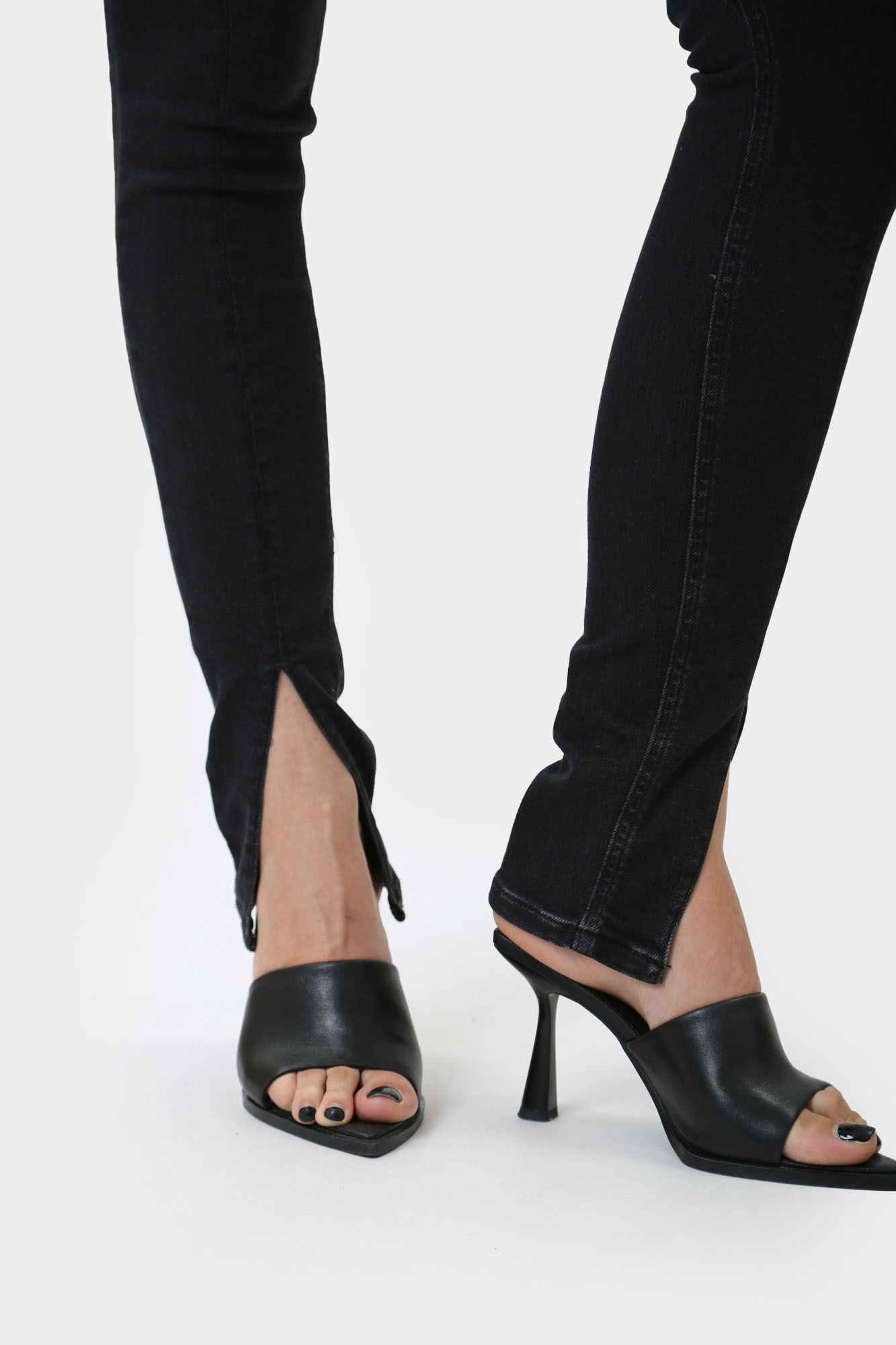 J20J223715 брюки джинсовые calvin klein jeans 