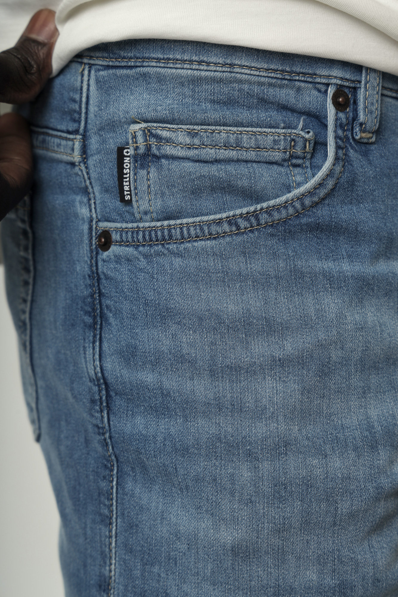 30046775_10017842 Брюки джинсовые Strellson Синий