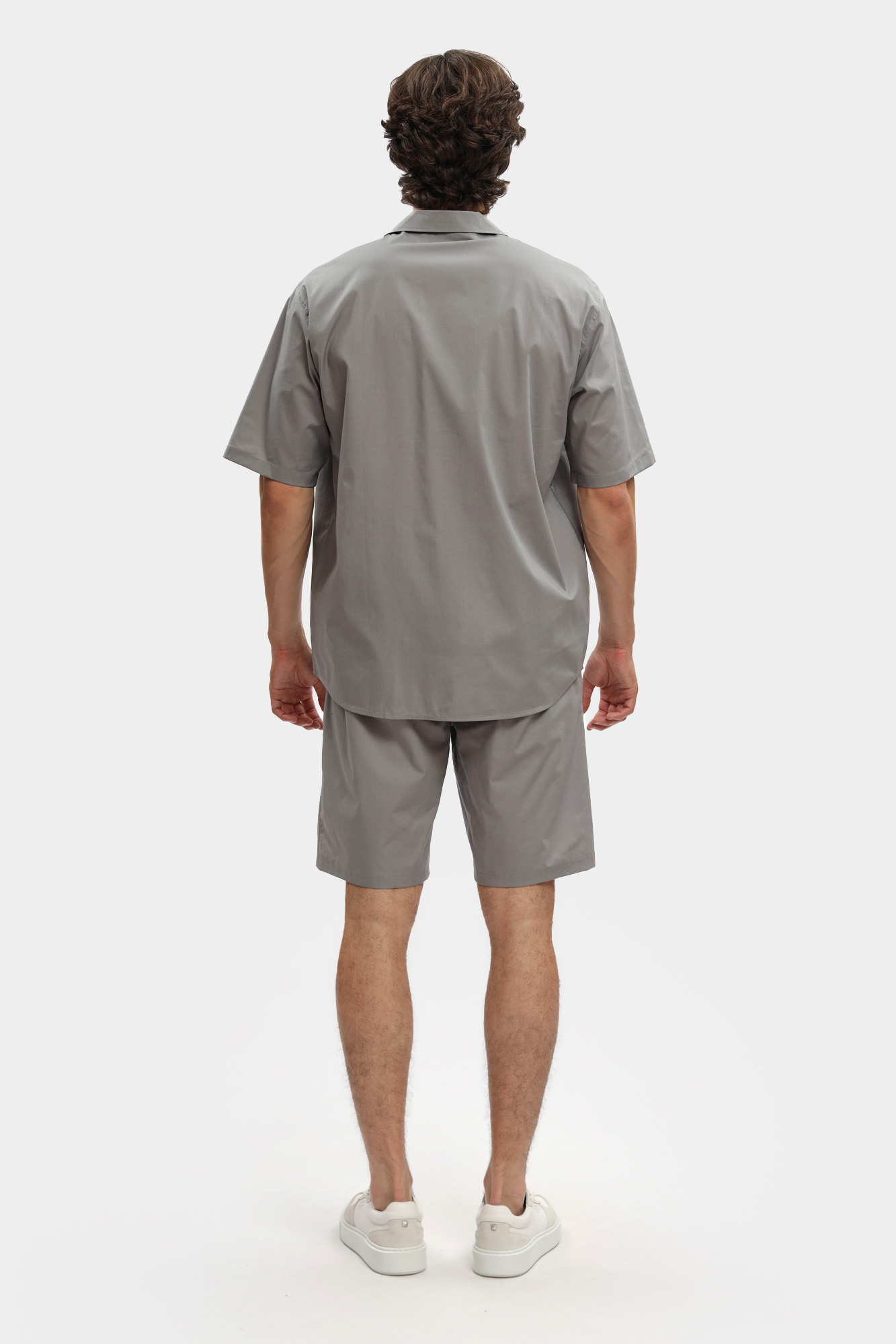 552600_265709 Шорты Karl Lagerfeld Серый