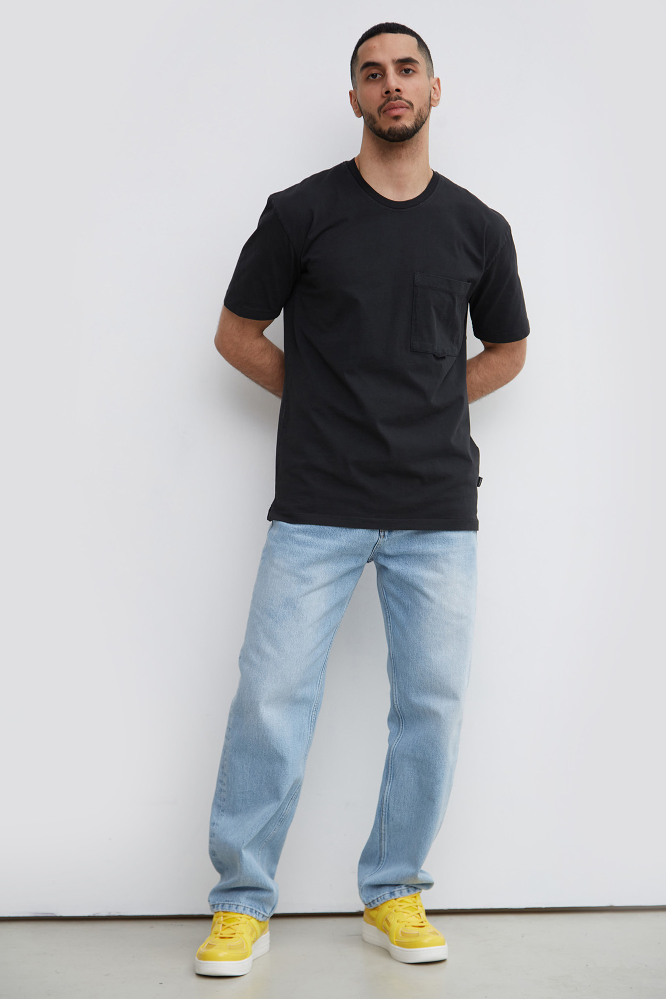 VM-231-22-032 Футболка Van Mich Черный