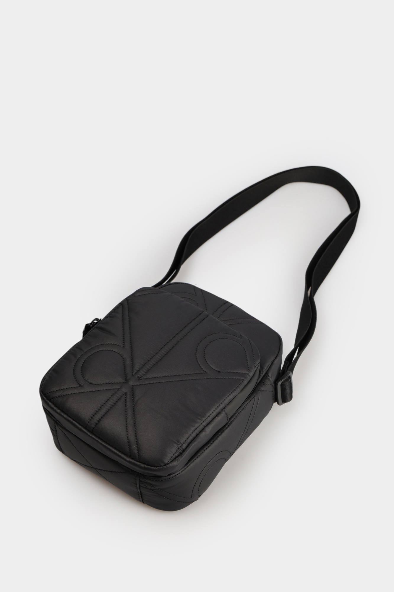 LV04D3164G Сумка Calvin Klein Jeans Черный