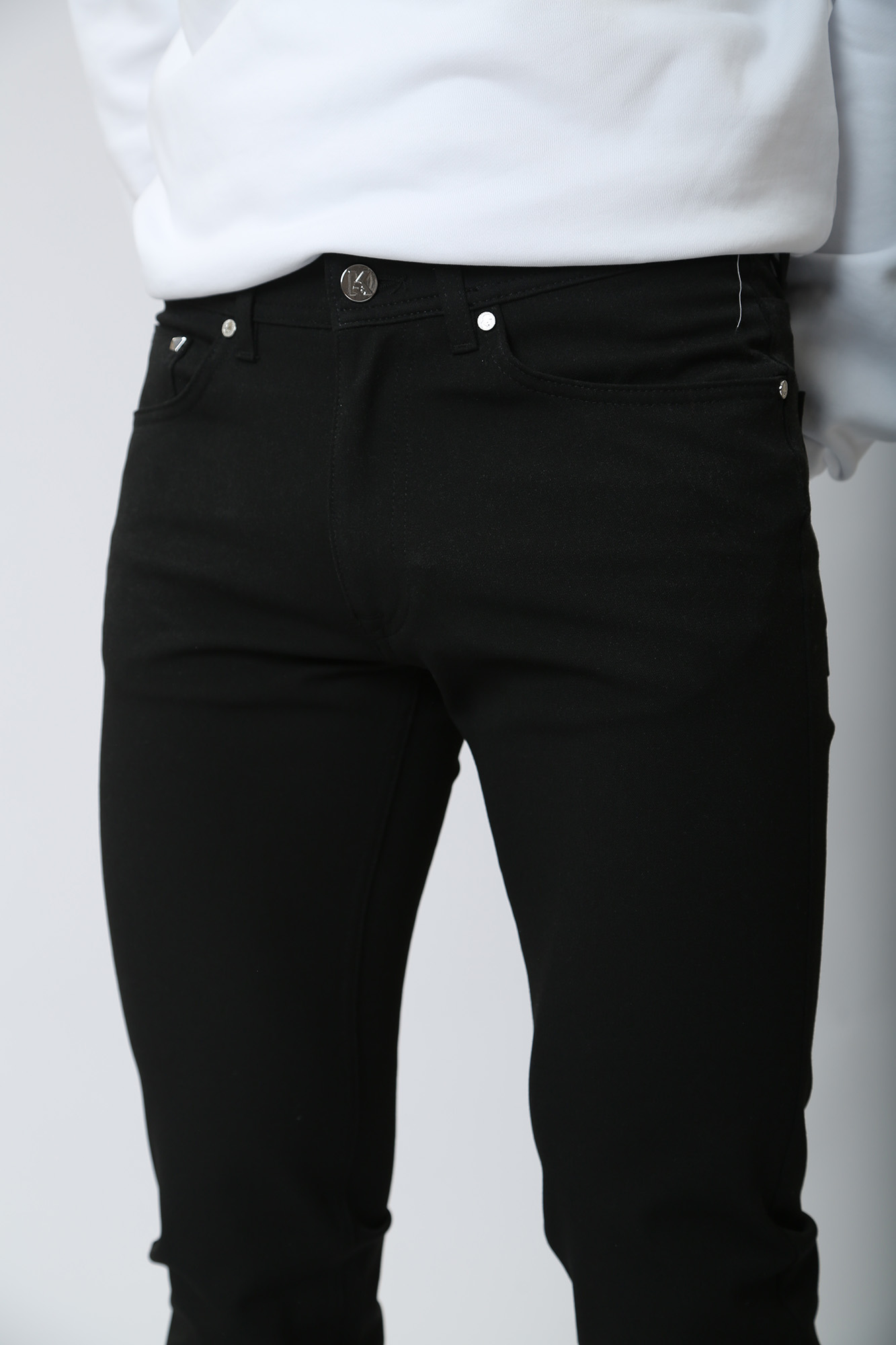 524815_265840 Джинсы Karl Lagerfeld Черный