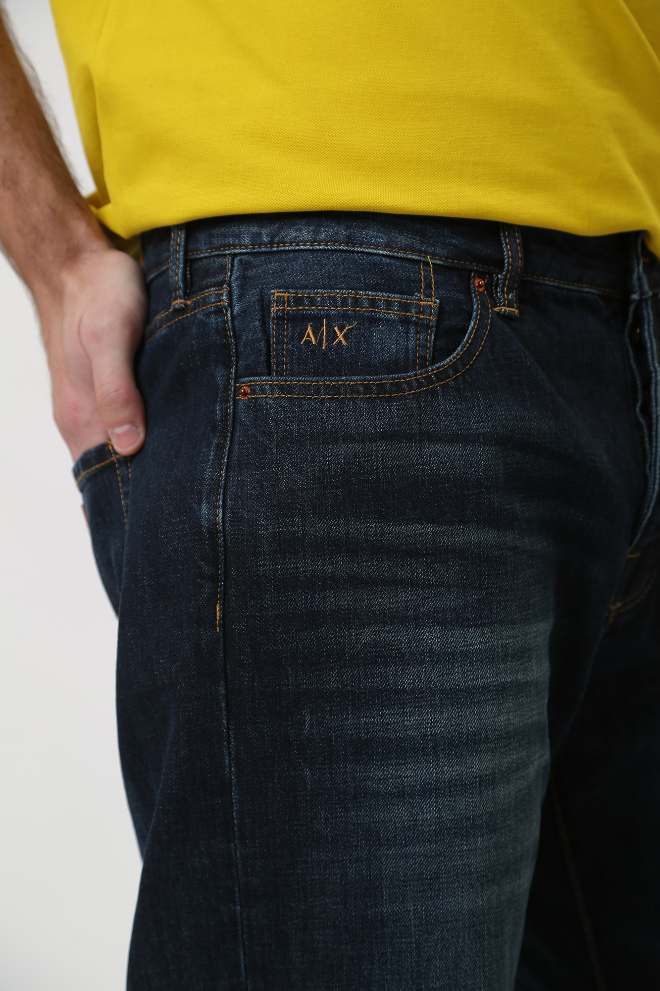 3DZJ88_Z1UYZ Брюки джинсовые Armani Exchange Синий