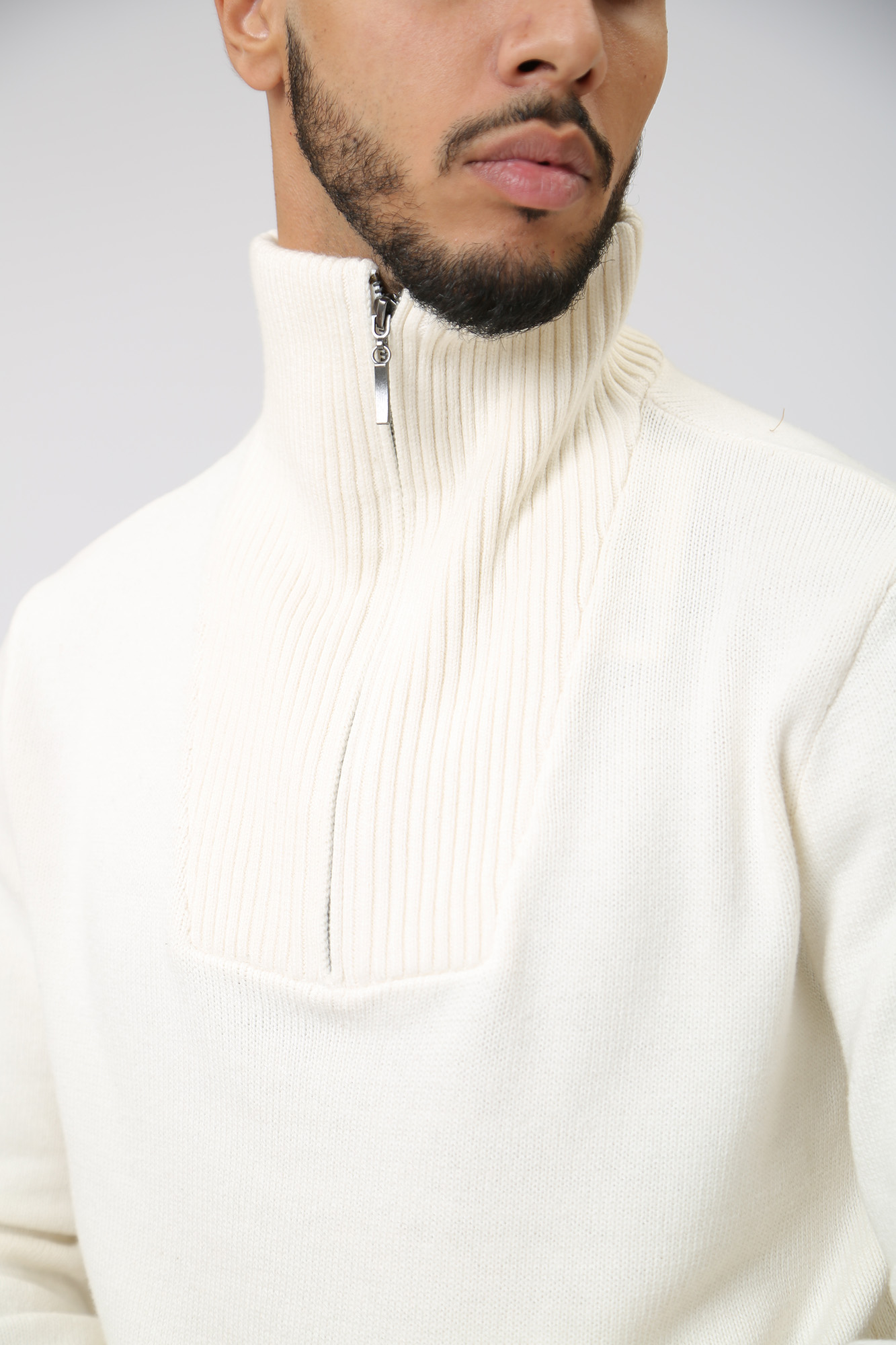 1014121 Джемпер Mustang Молочный