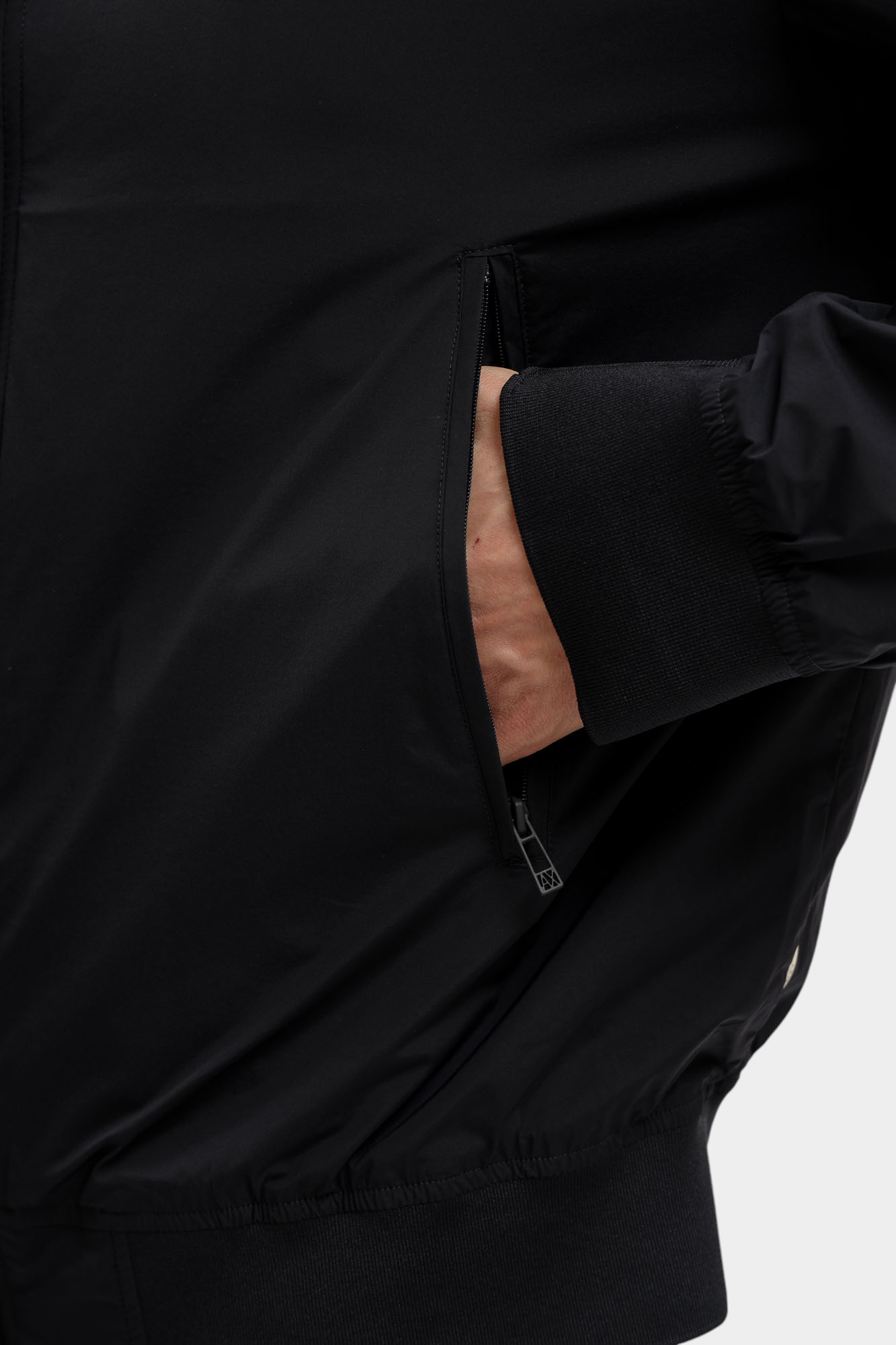 XM002813_AF22544 Бомбер Armani Exchange Синий