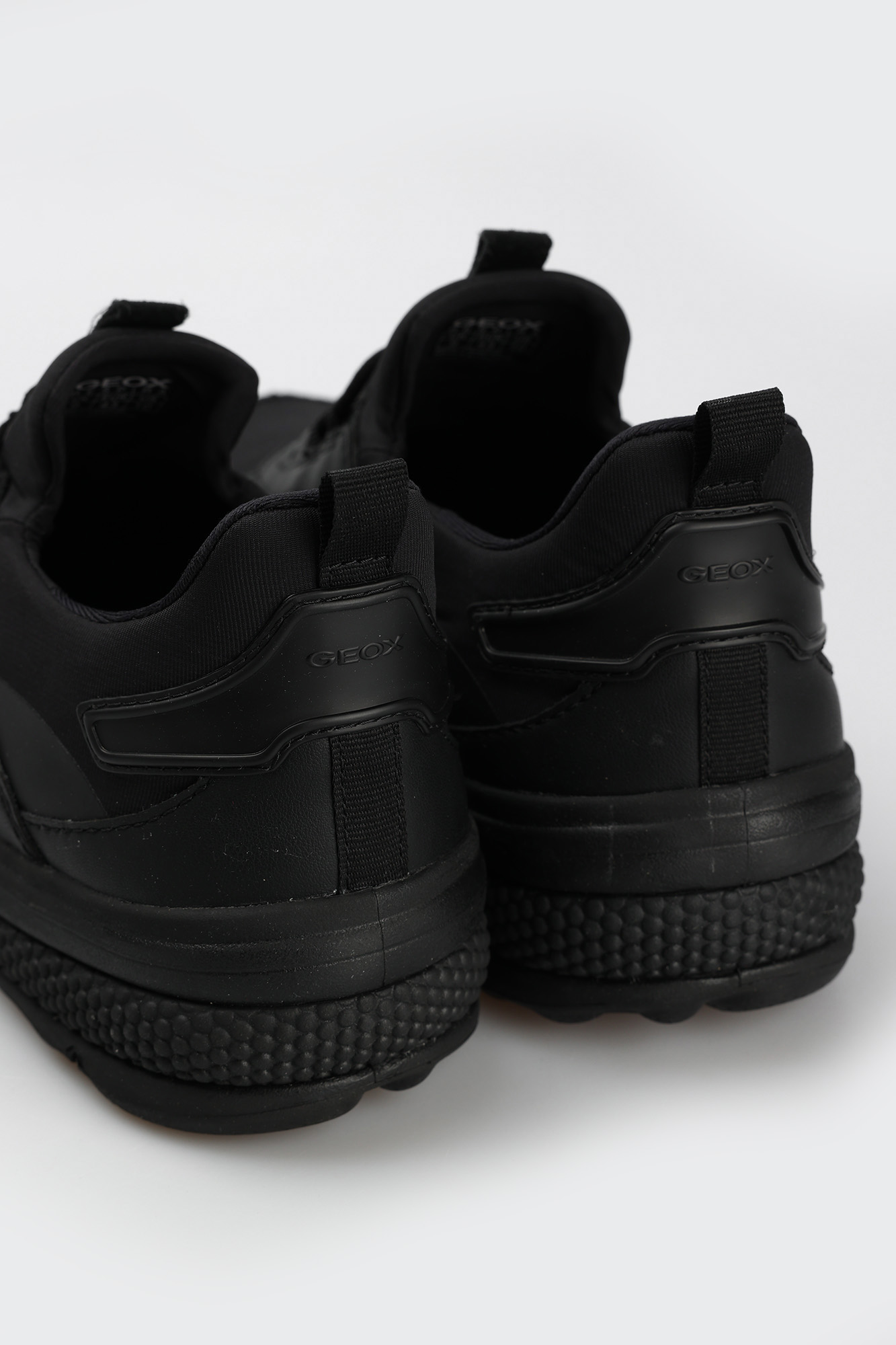 U36BAA01585C9 Кроссовки Geox Черный