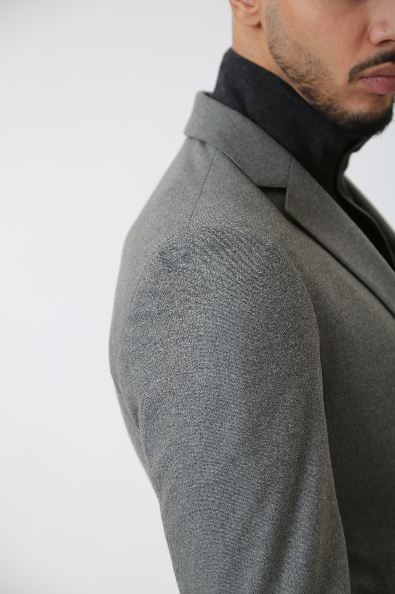 534026_155280 Пиджак Karl Lagerfeld Серый