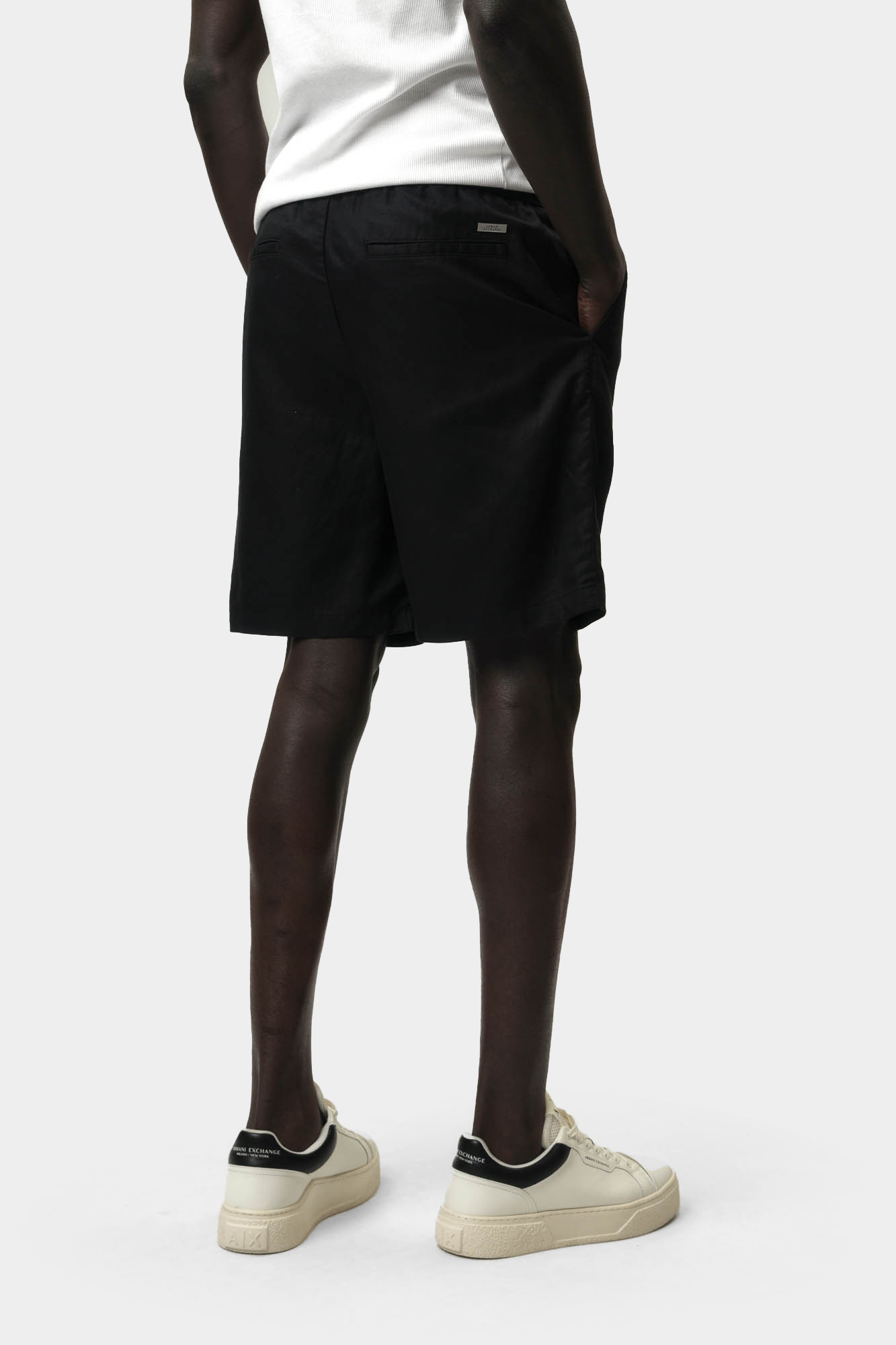 XM000656_AF13180 Шорты Armani Exchange Черный