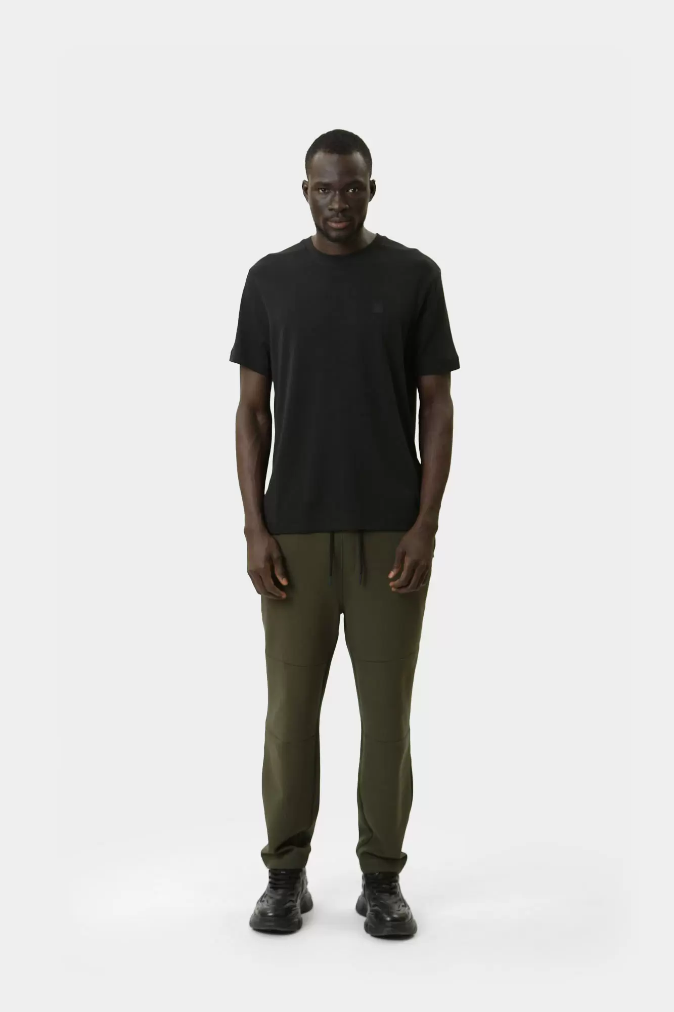 30043277_10018329 Брюки спортивные Strellson Зеленый