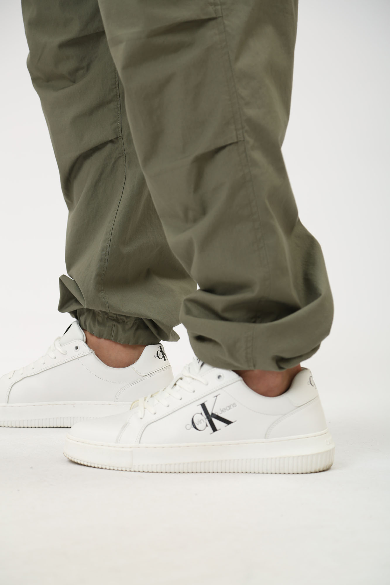 J30J324692 Брюки Calvin Klein Jeans Зеленый