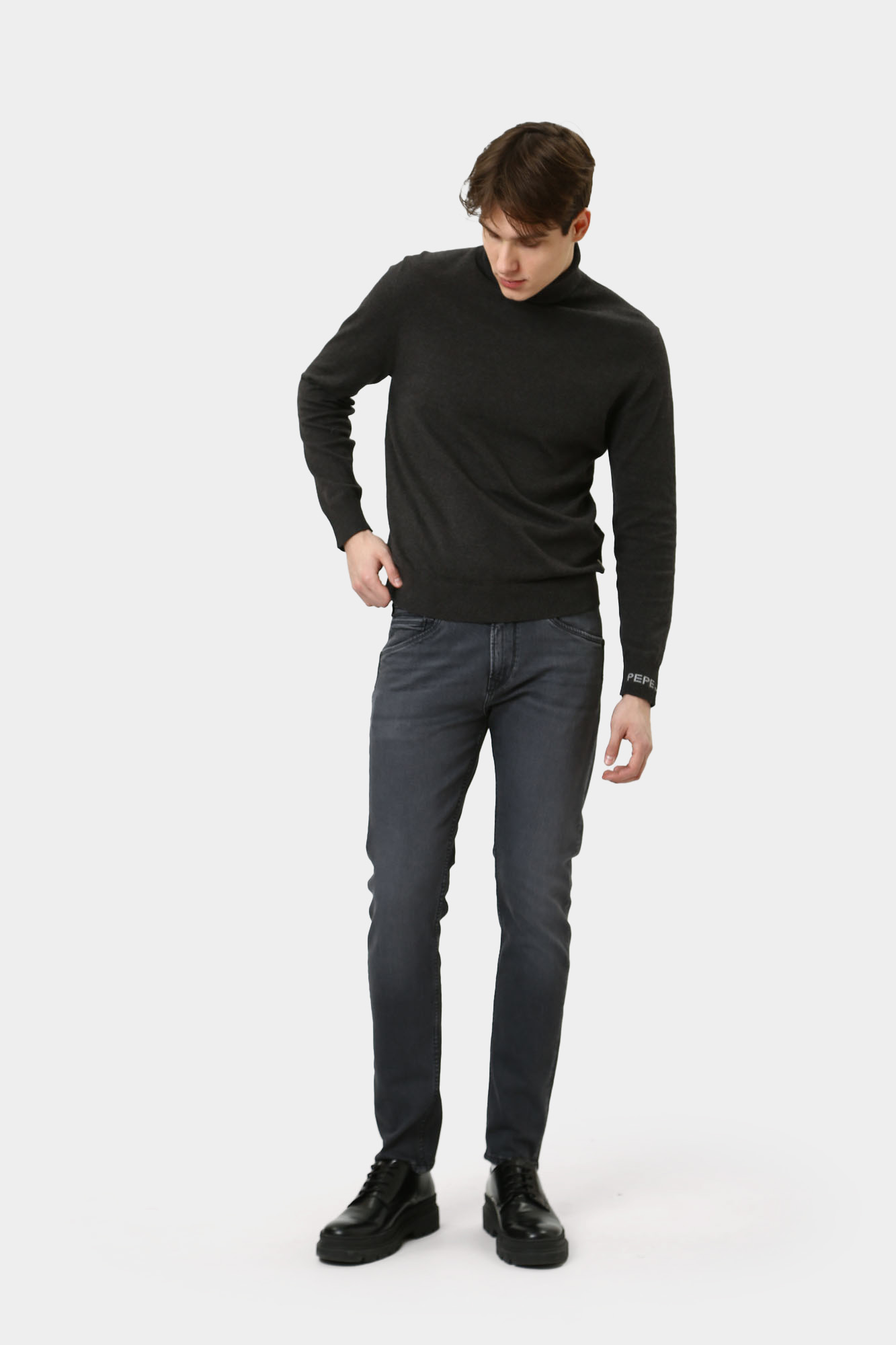 PM207391UM5 Брюки джинсовые Pepe Jeans Серый