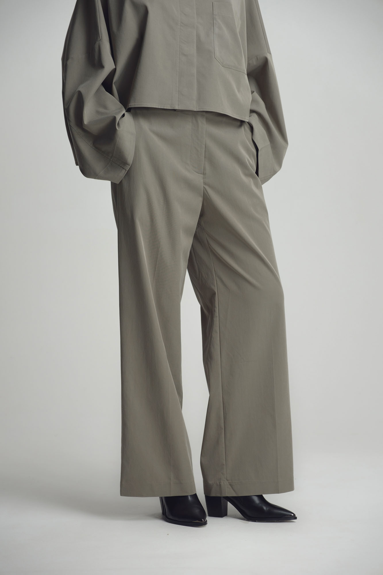 W-250-VA-26811 брюки широкие the hills 