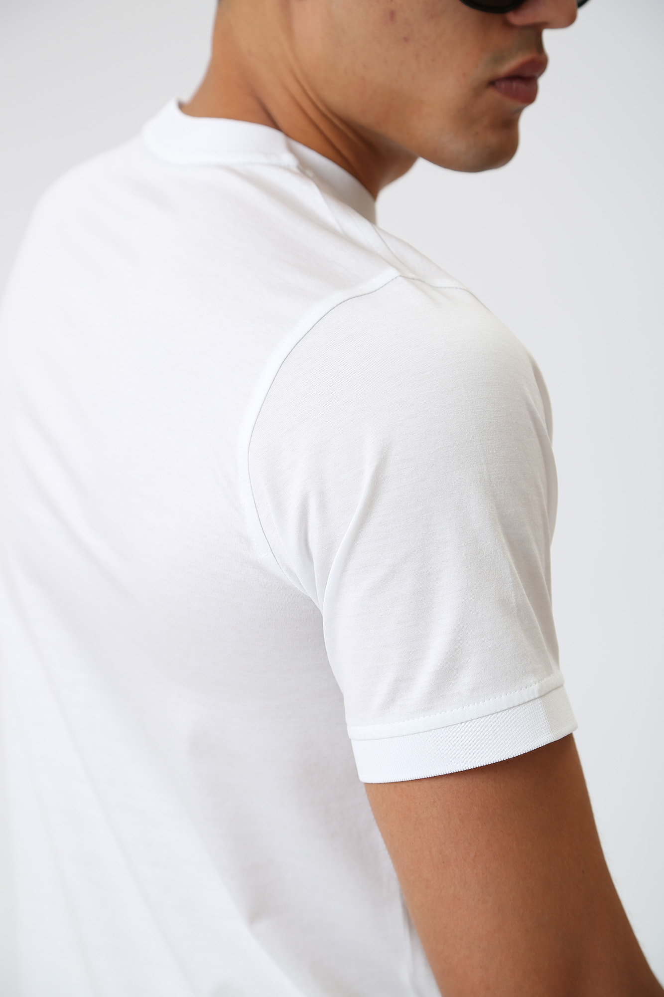 533200_755080 Майка Karl Lagerfeld Белый