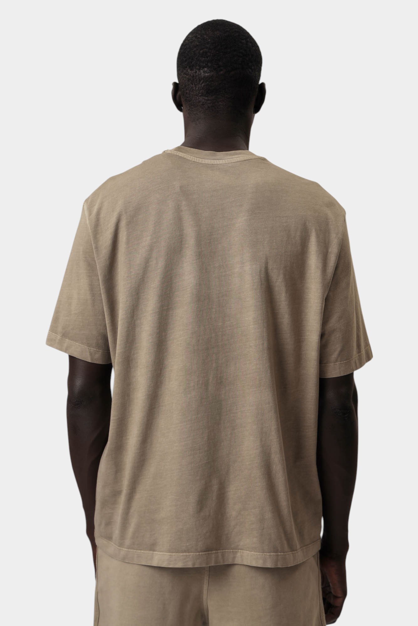 XM000567_AF13357 Футболка Armani Exchange Коричневый