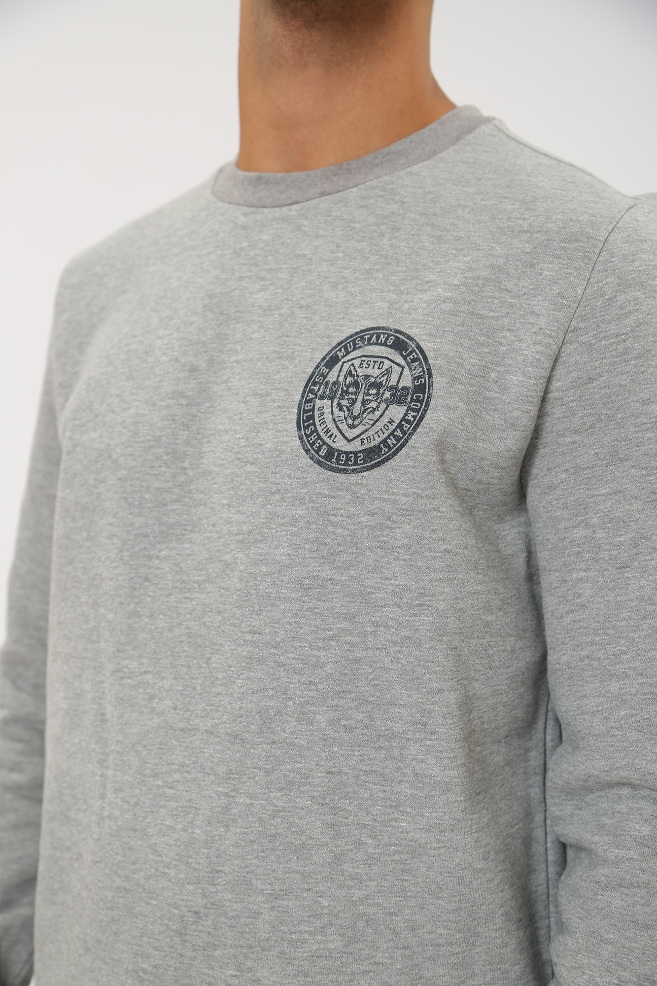 1014159 Свитшот Mustang Серый