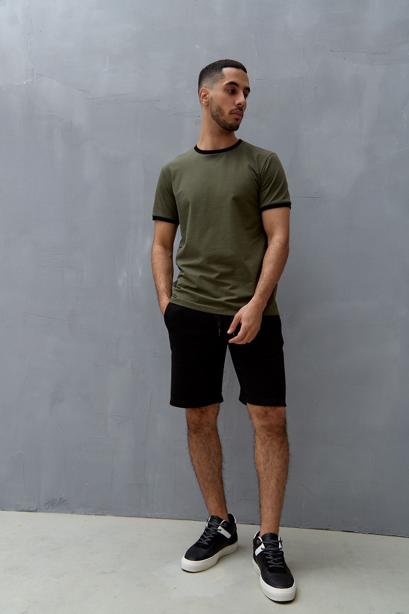 M-231-P-20-0008 Шорты спортивные The Hills Черный