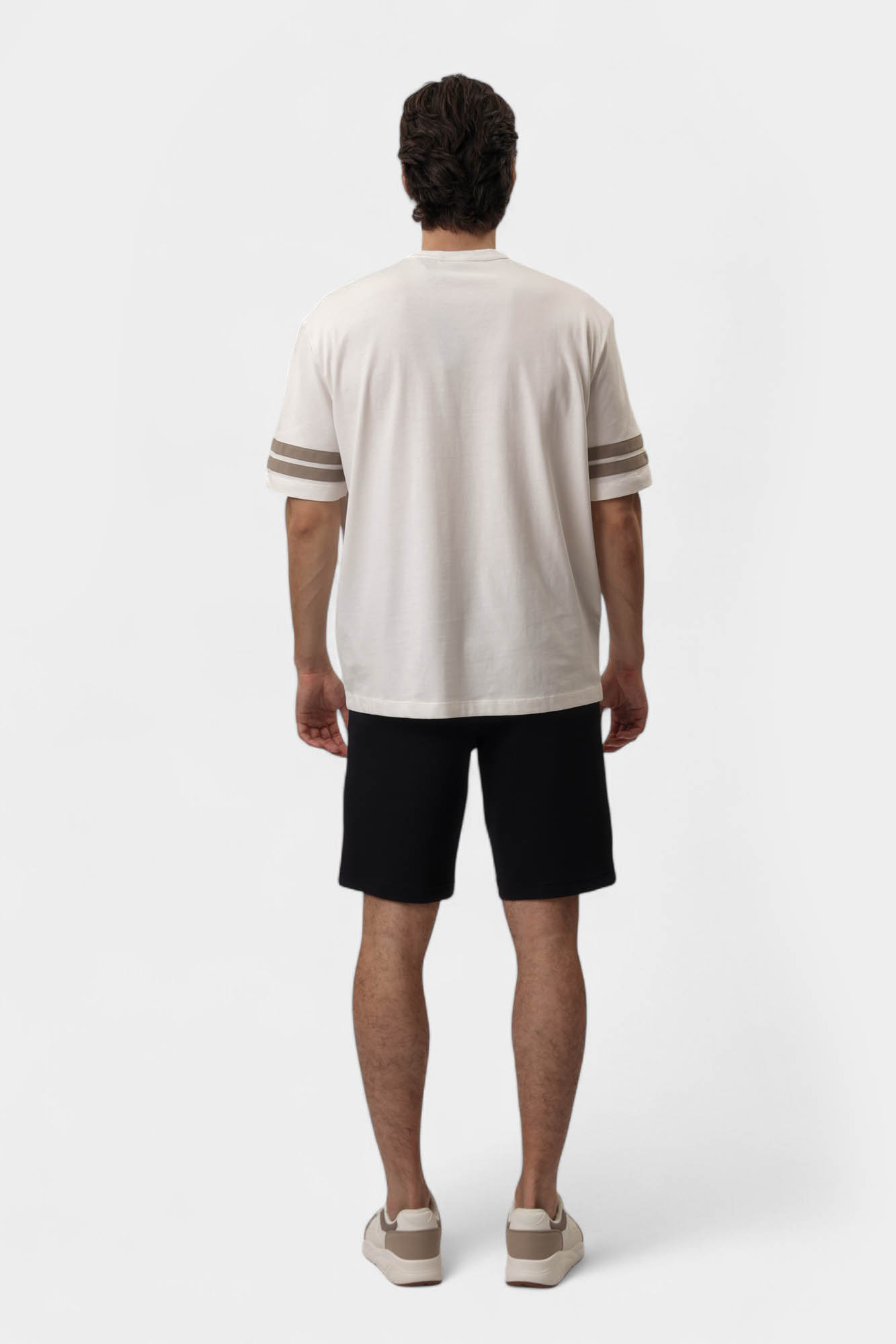 XM000372_AF10818 Шорты Armani Exchange 