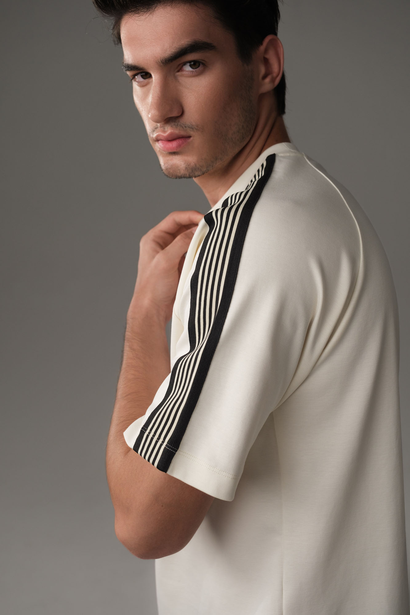 M-251-MA-22-8002 Футболка The Hills Белый