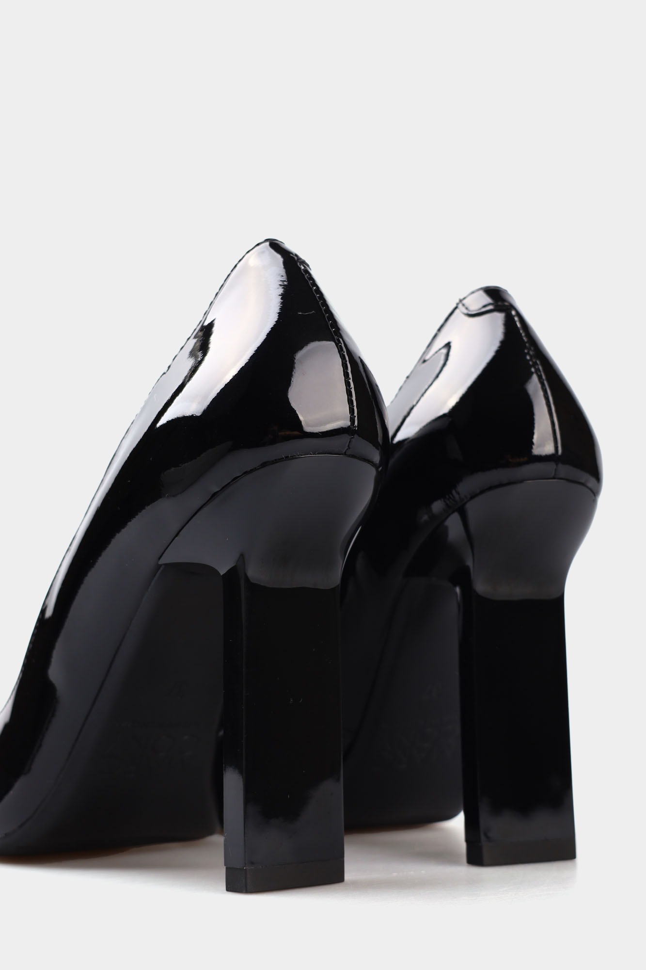 MC18872 Лодочки Marc Cony Черный