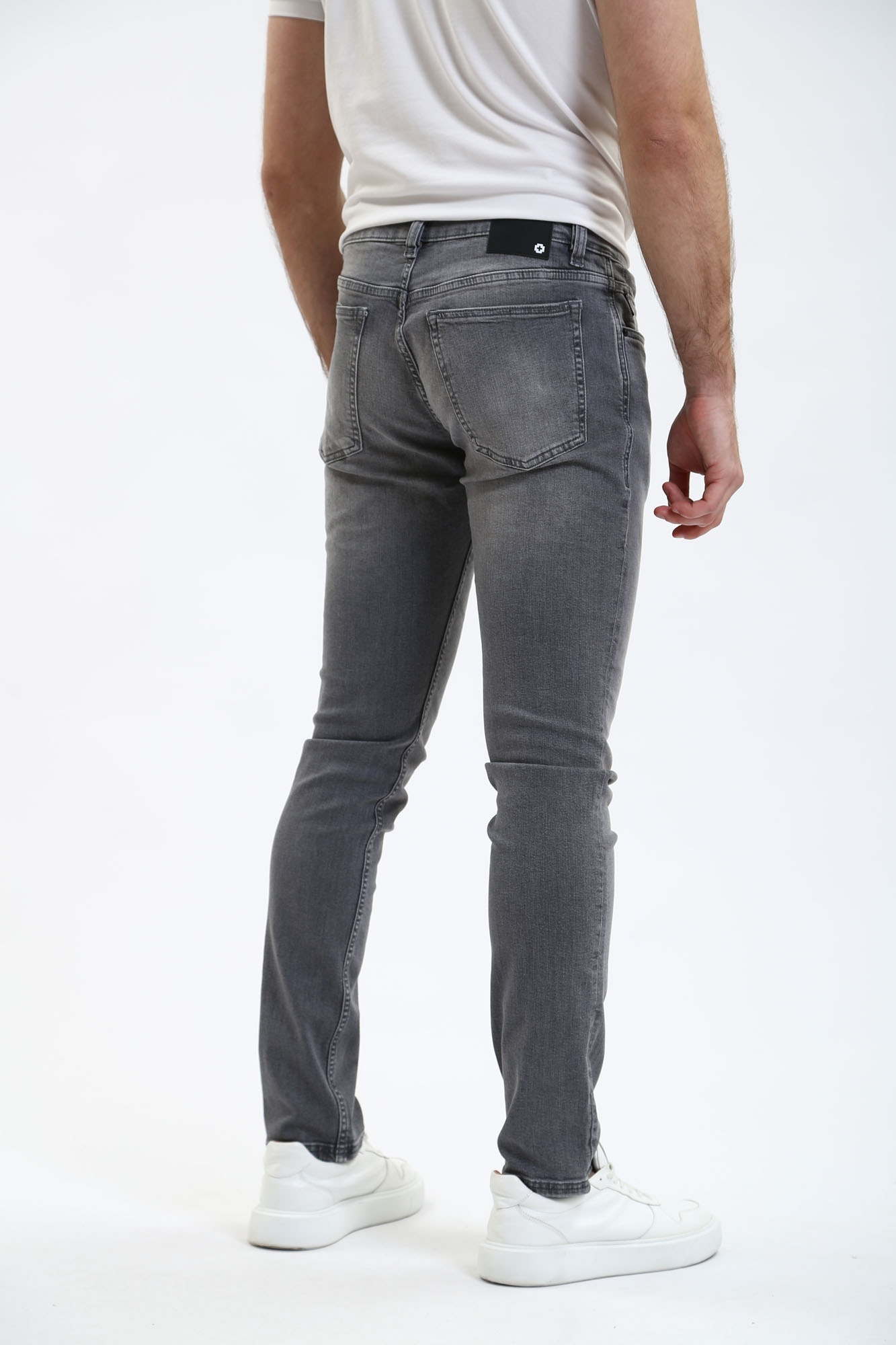 30038165_10016162 Джинсы 11 Robin_2-Z 10016162  Strellson Серый