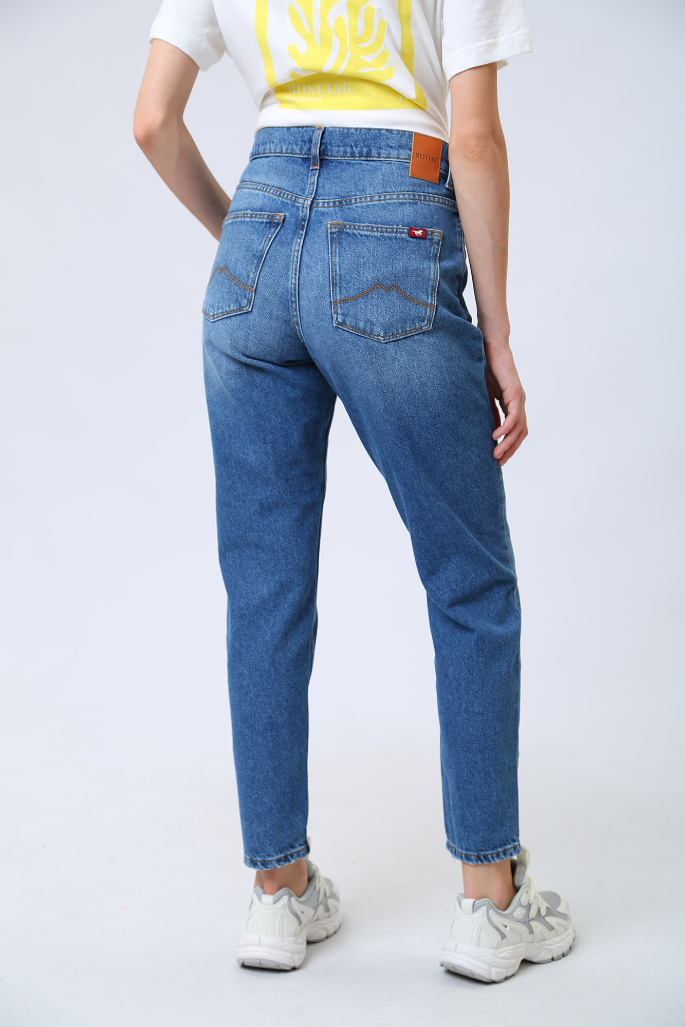 1013449-5000 джинсы brooks relaxed slim mustang 