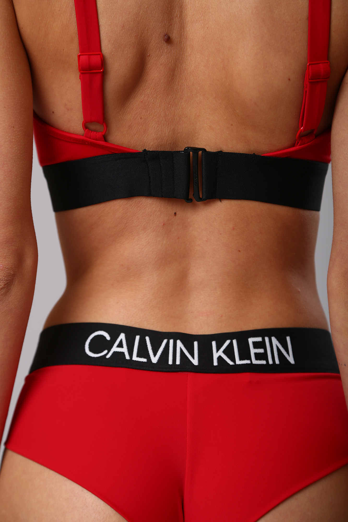 KW0KW01310 верх от купального костюма calvin klein underwear