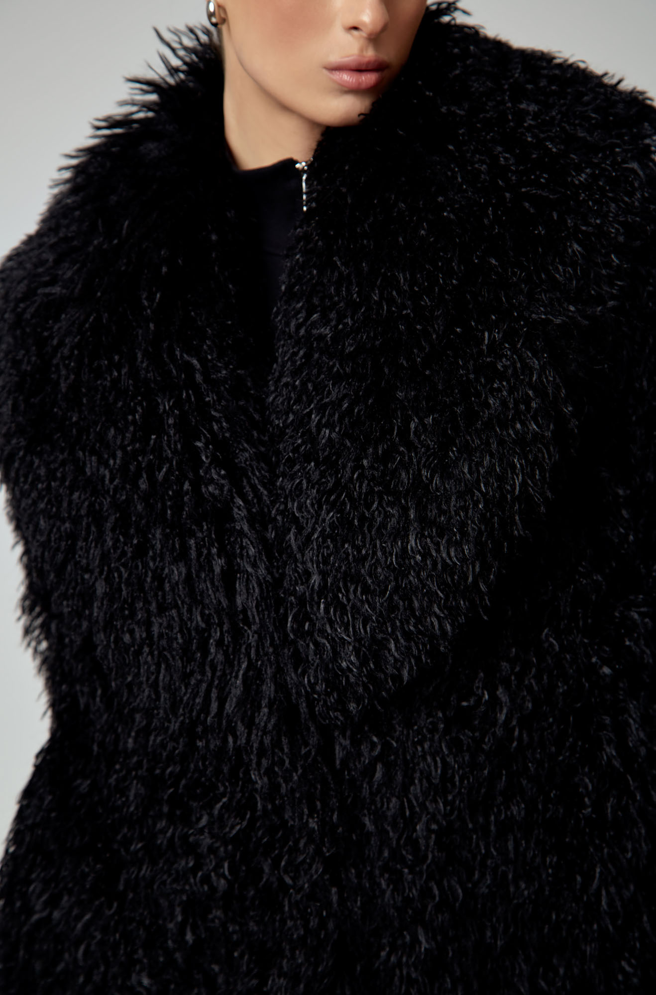 VW-PLO-2488 шуба van mich 